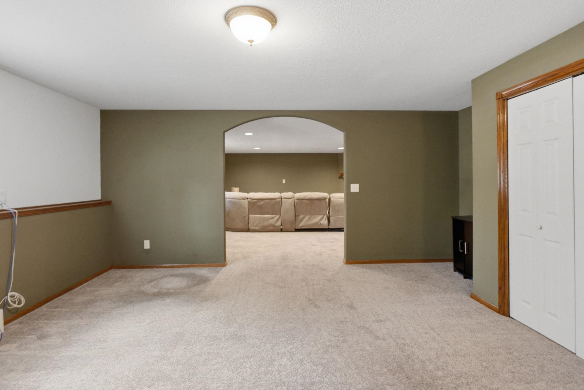 1301 E Rushwood Dr Property Photo 24