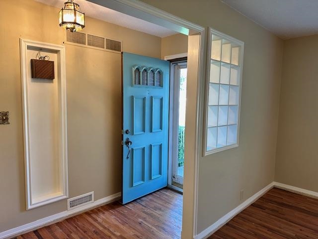 1200 Parkwood Lane Property Photo 4