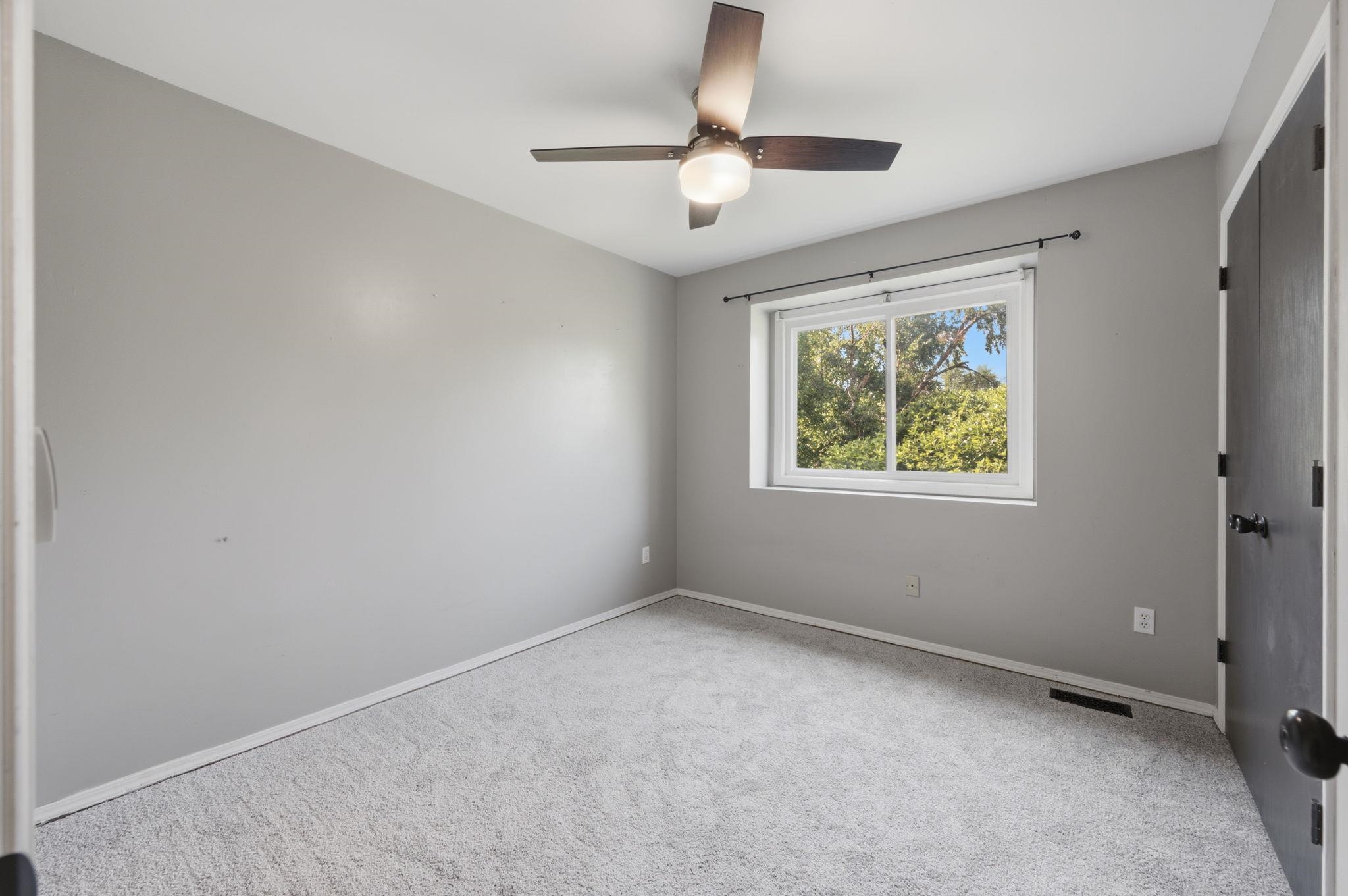 1324 N Manchester Ct Property Photo 26