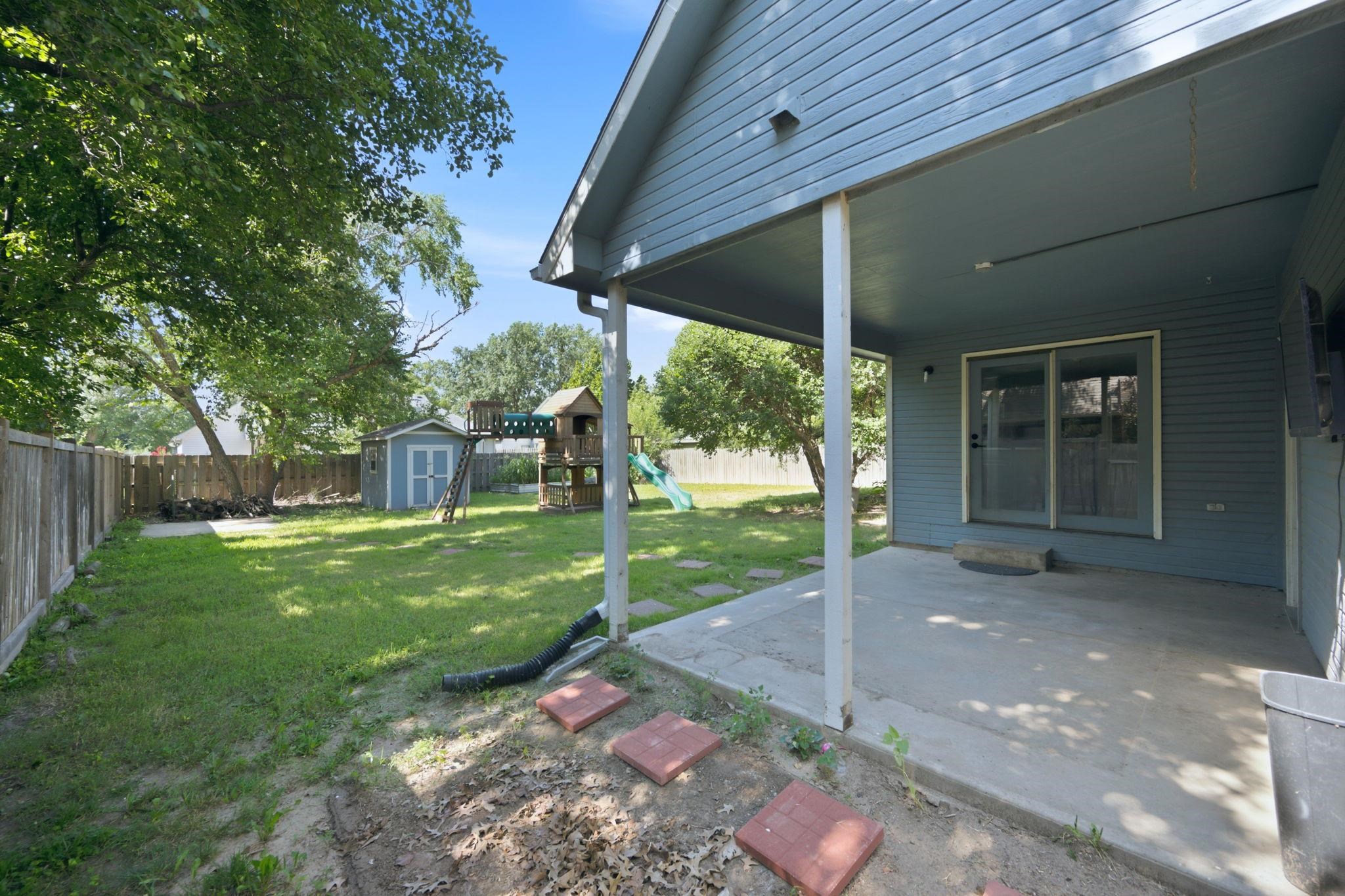 1324 N Manchester Ct Property Photo 31