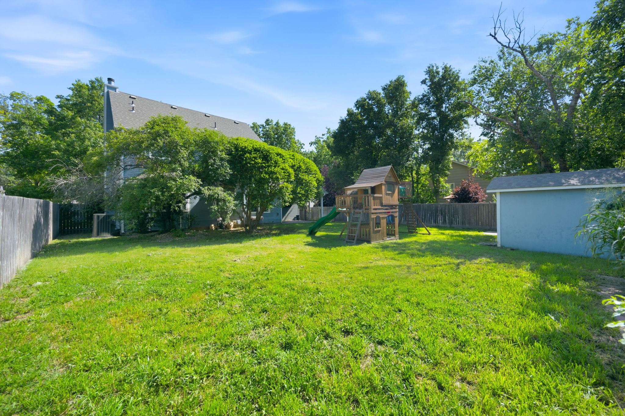 1324 N Manchester Ct Property Photo 33
