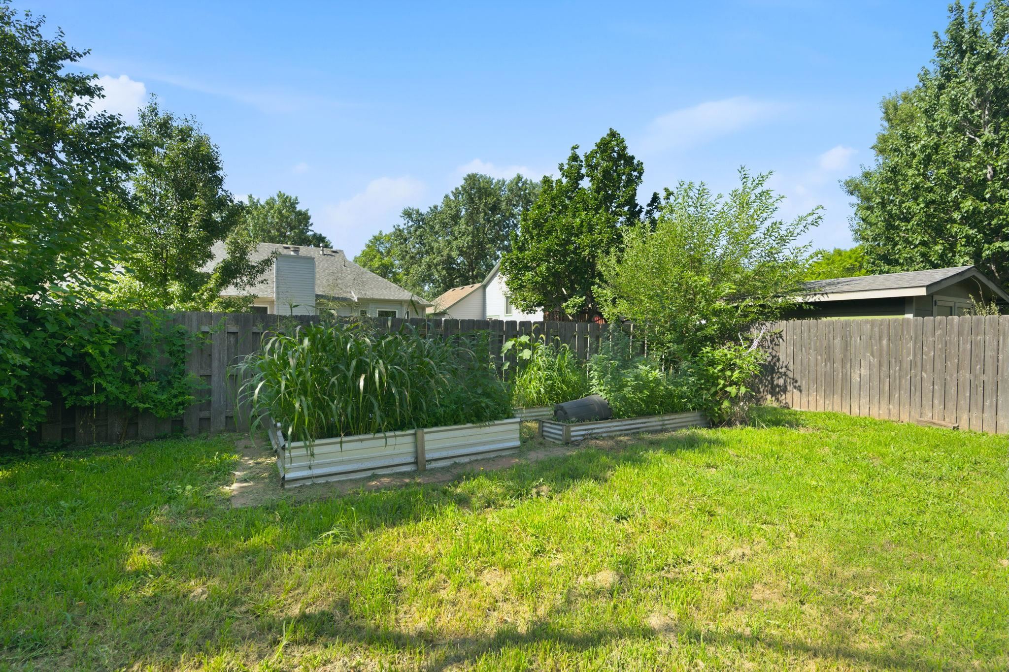 1324 N Manchester Ct Property Photo 35