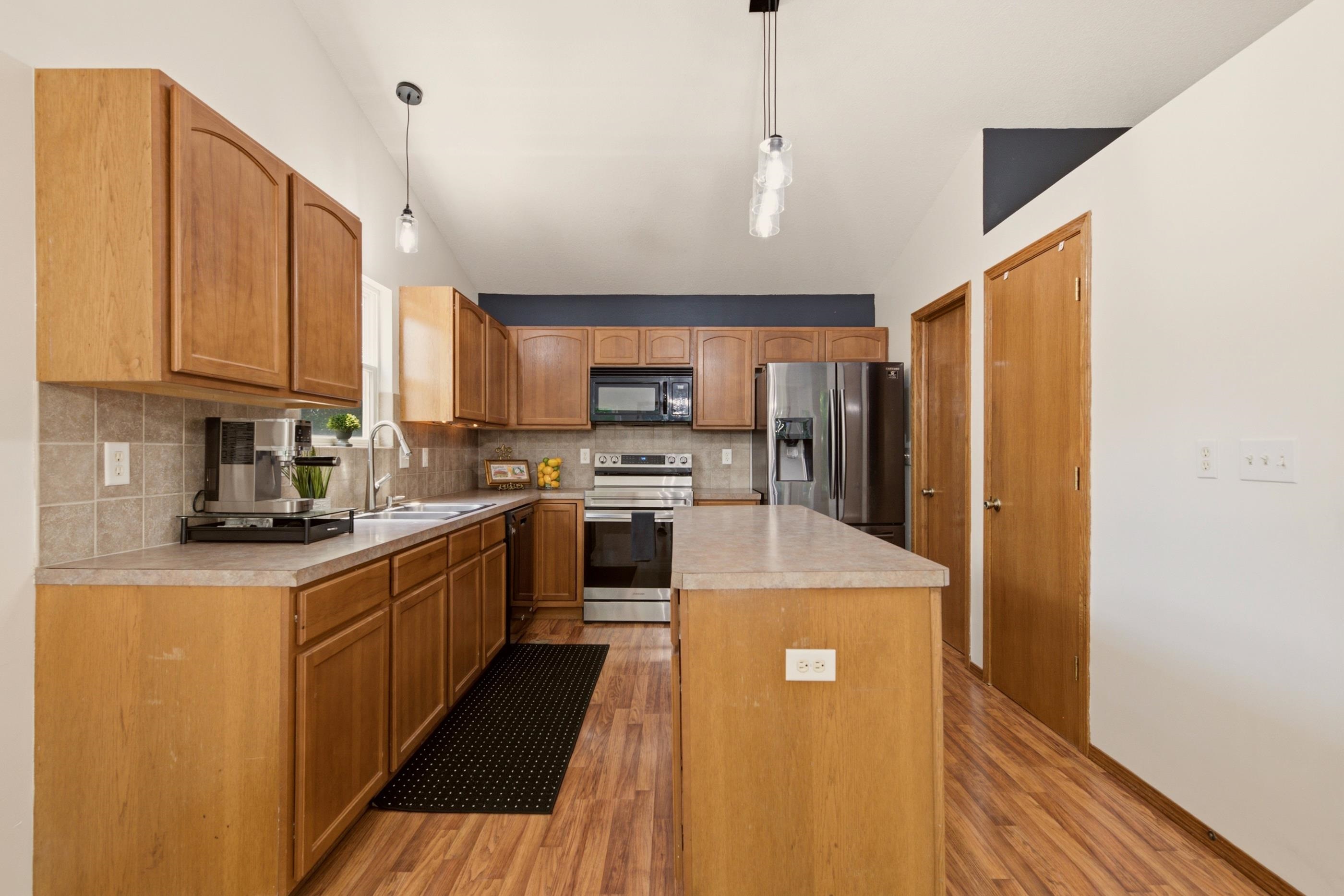 2635 E Sunnyslope Property Photo 14