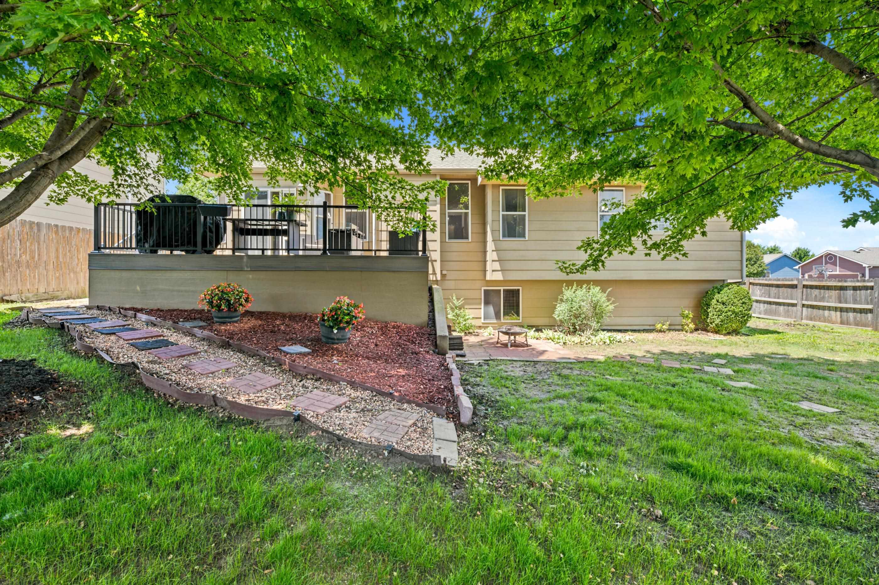 2635 E Sunnyslope Property Photo 21