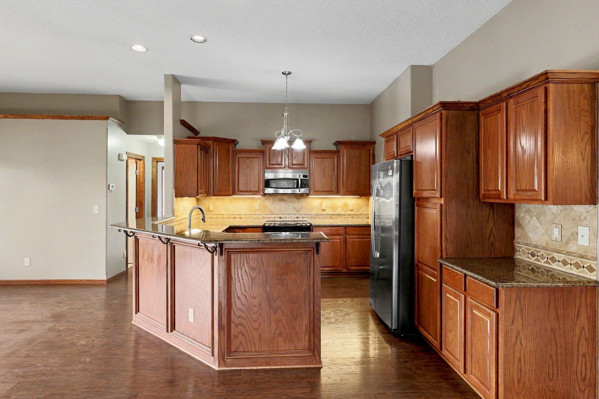 3317 N North Shore Ct Property Photo 4