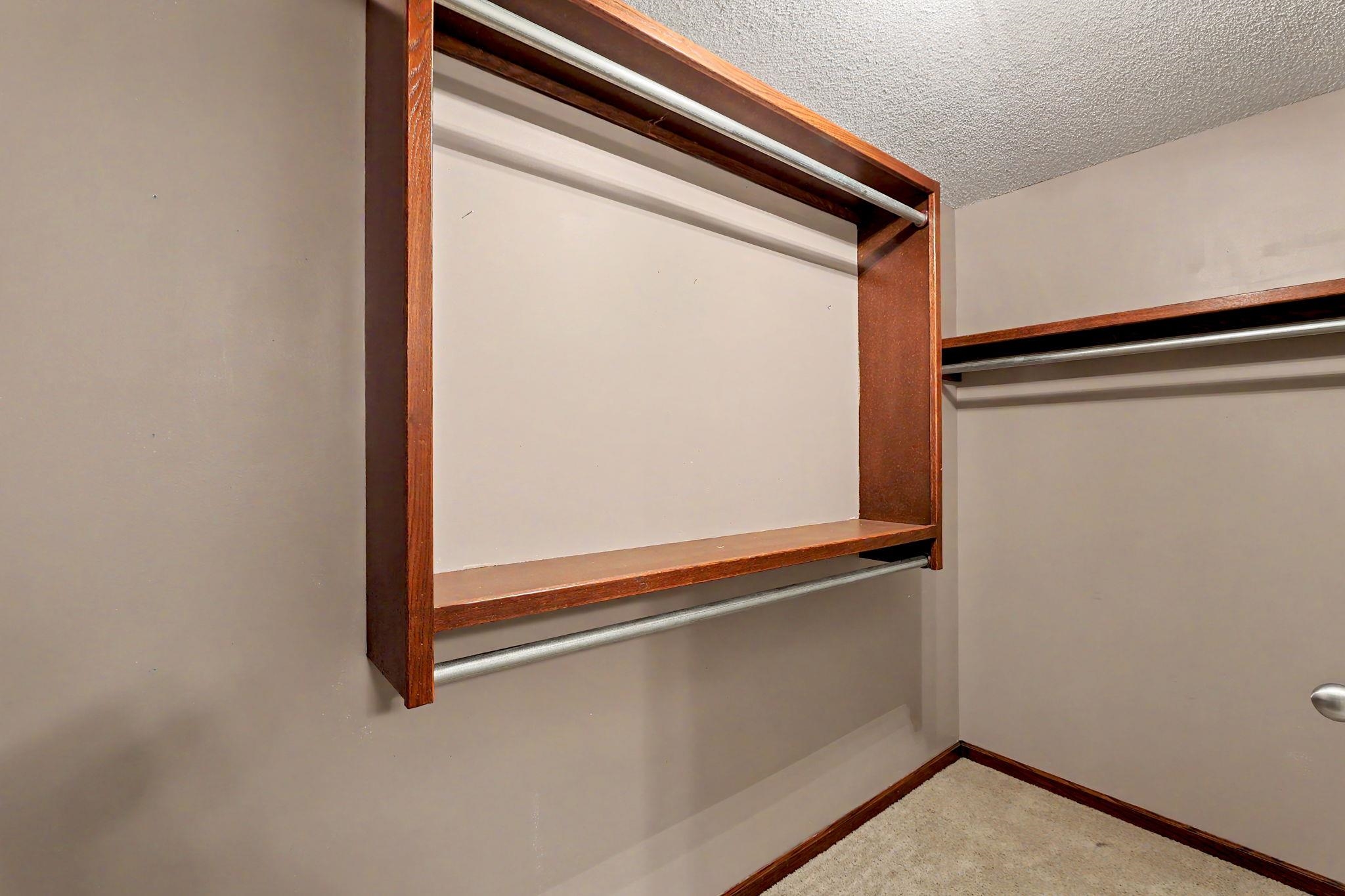 3317 N North Shore Ct Property Photo 14