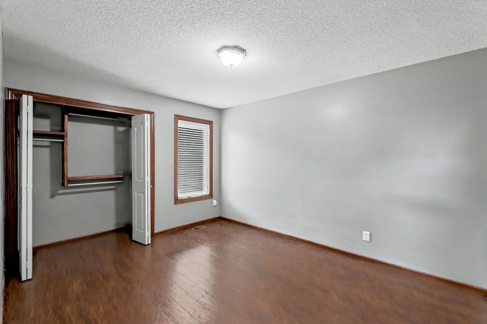 3317 N North Shore Ct Property Photo 19