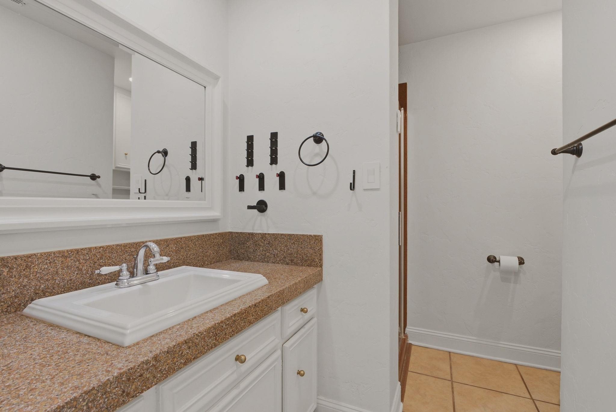 8410 E Overbrook St Property Photo 13