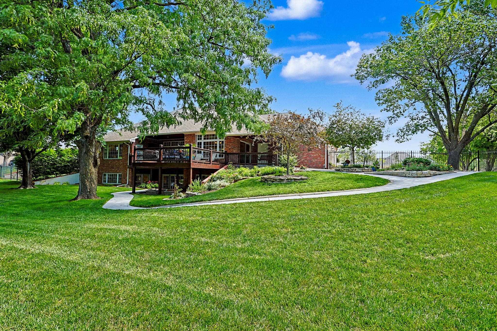 1431 N Castle Rock Property Photo 32