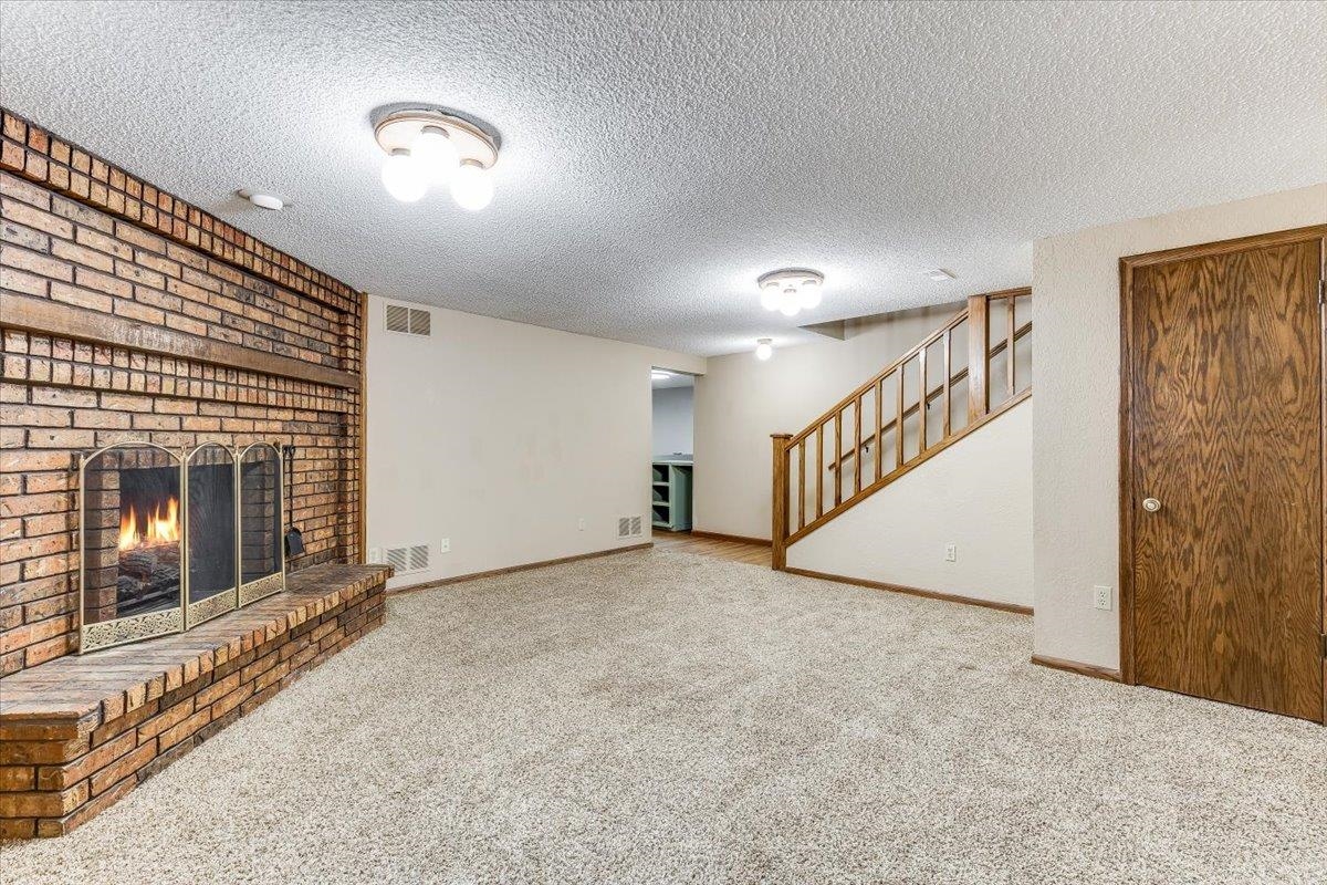 1309 S Bridgewater Drive Property Photo 11