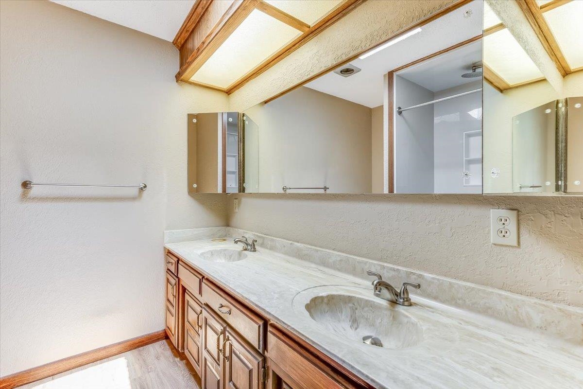 1309 S Bridgewater Drive Property Photo 19