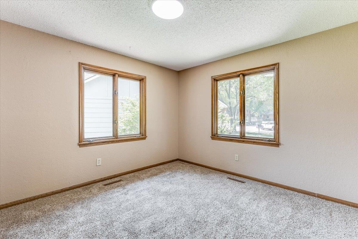 1309 S Bridgewater Drive Property Photo 21