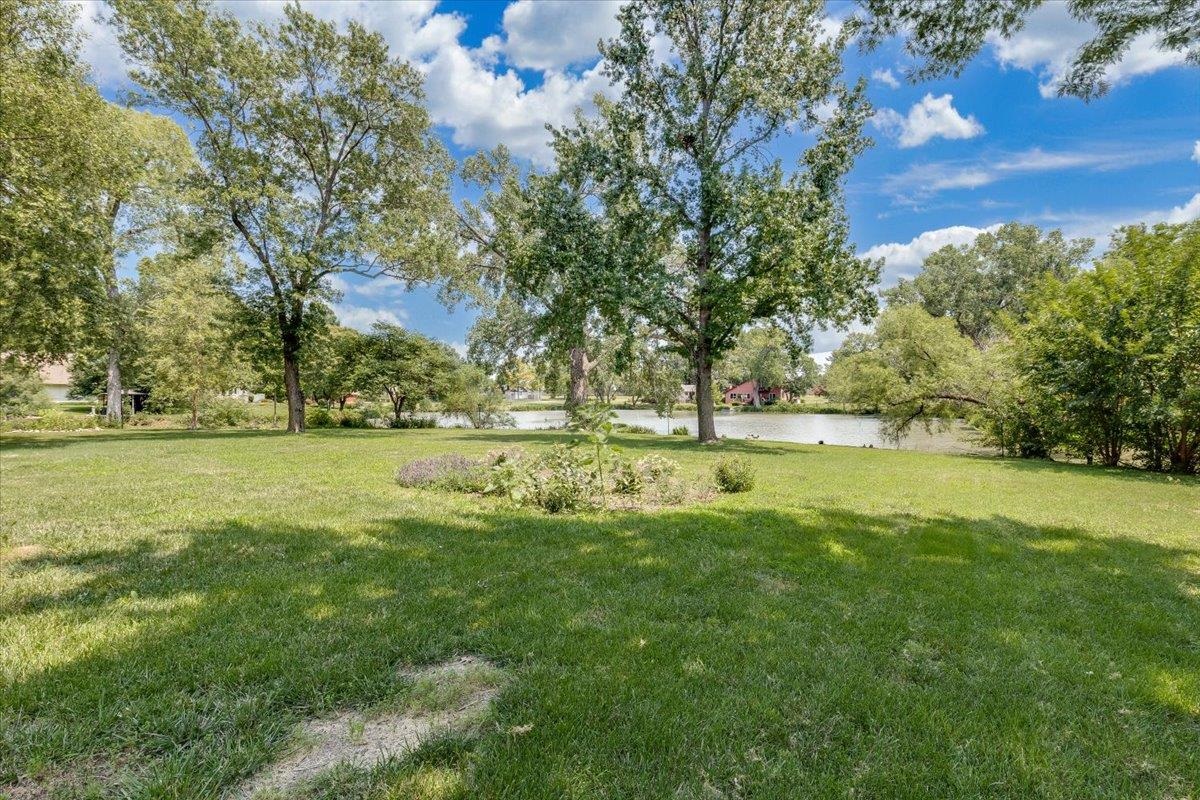 1309 S Bridgewater Drive Property Photo 28