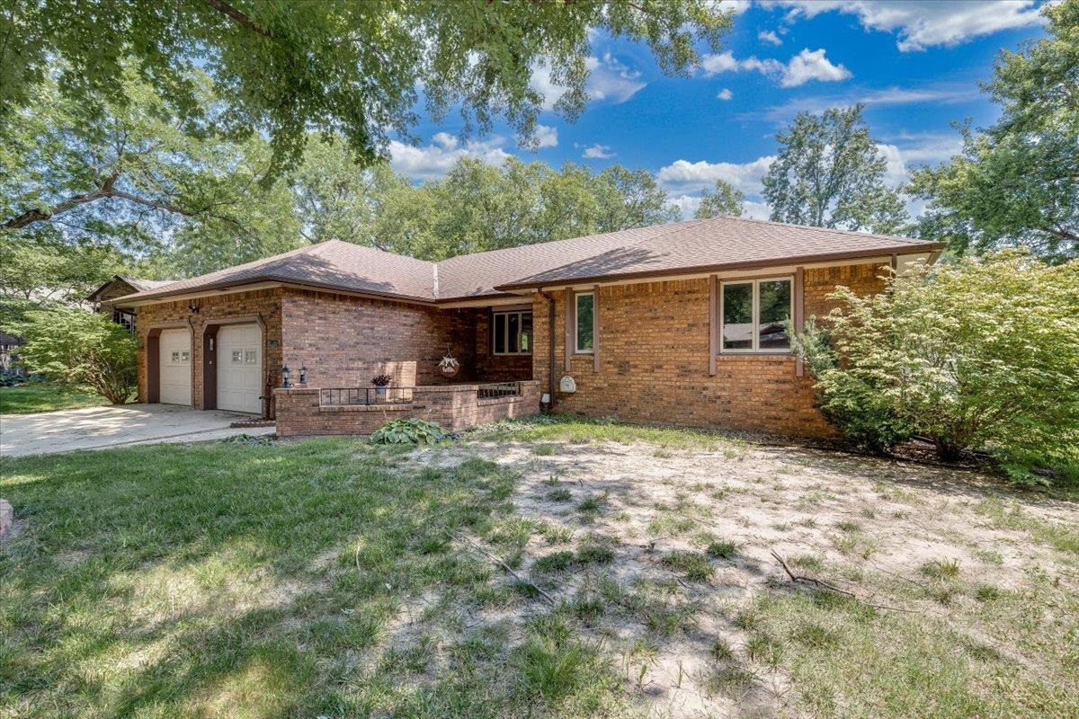 1309 S Bridgewater Drive Property Photo 32