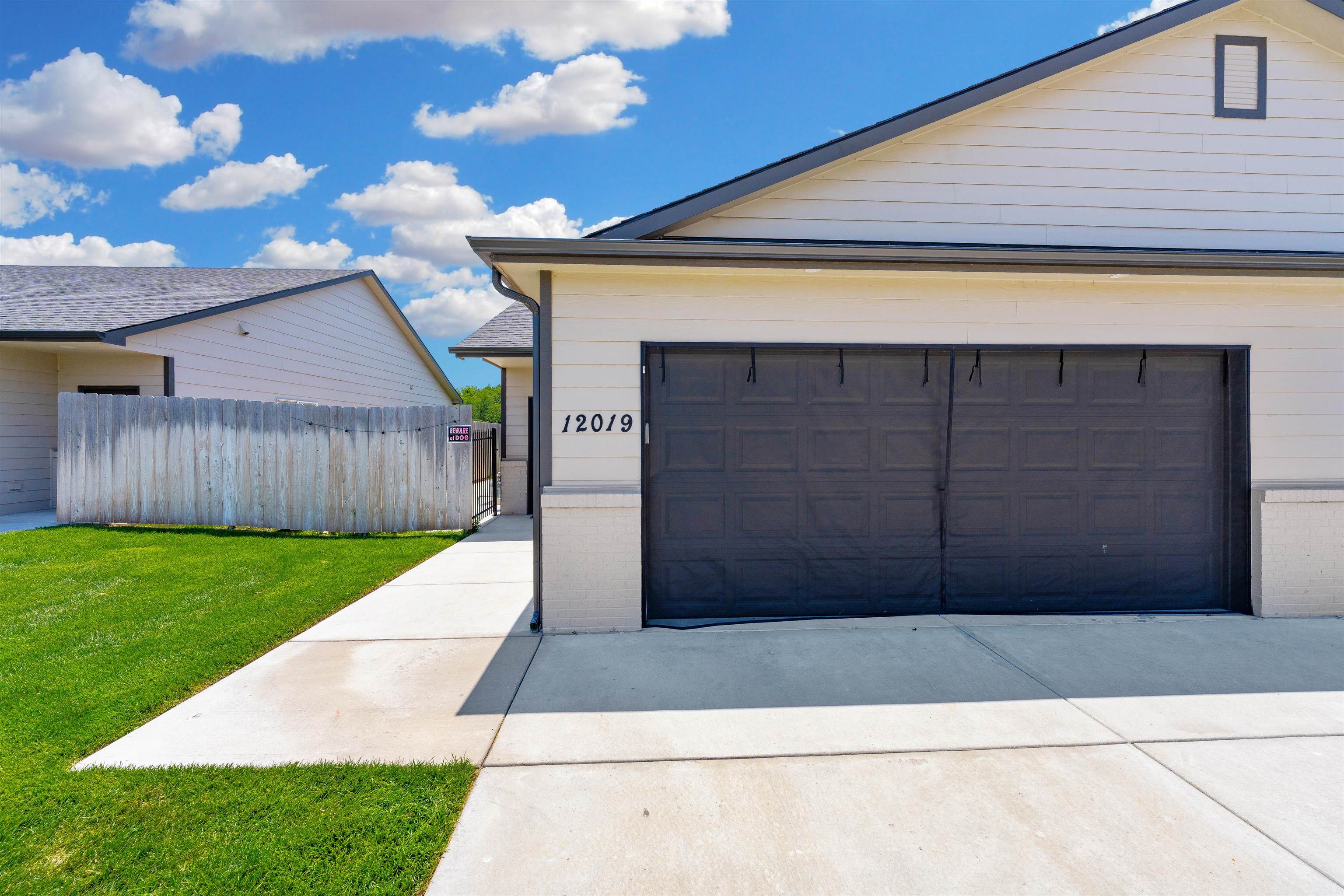 12019 W Shadow Lakes Property Photo 1