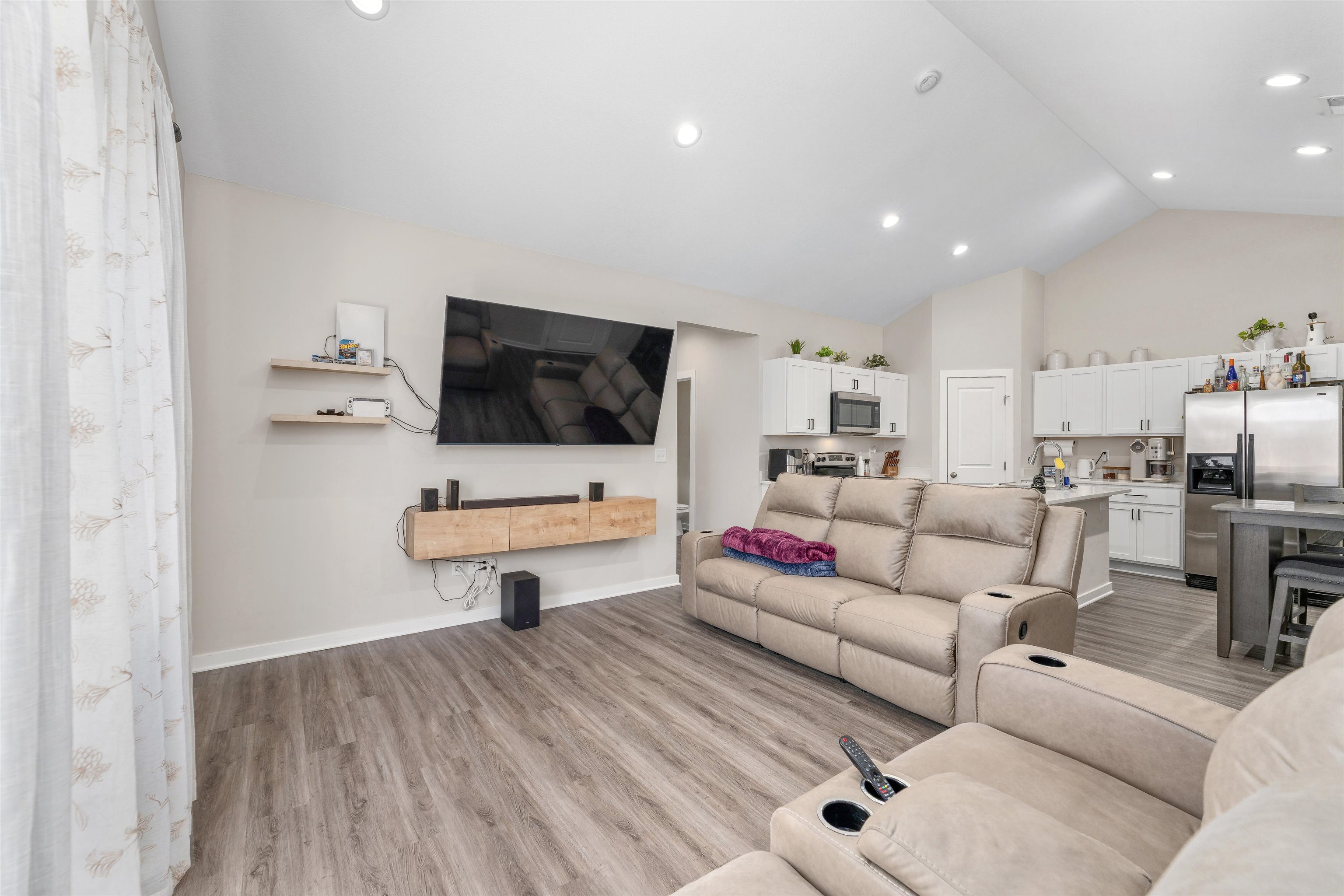 12019 W Shadow Lakes Property Photo 6