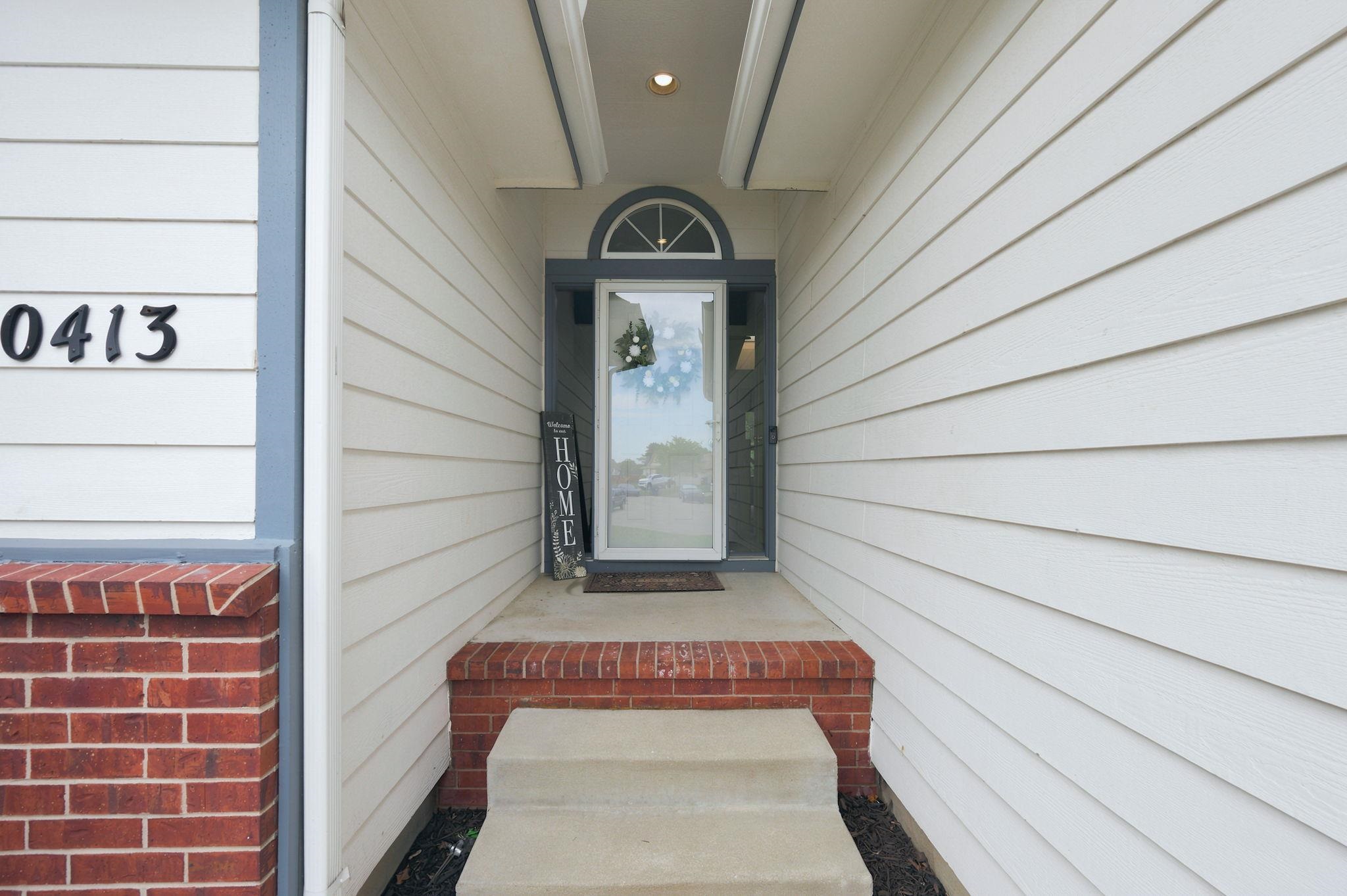 10413 W University Ct Property Photo 2