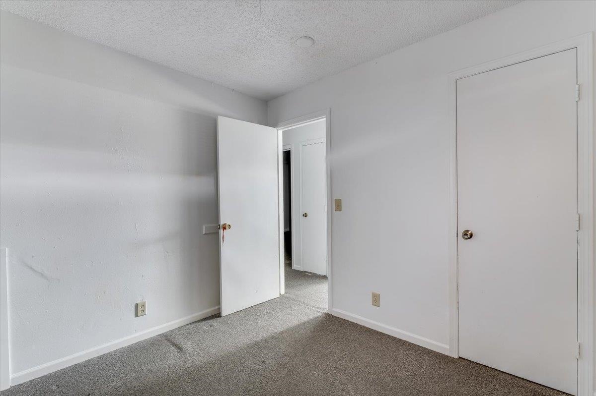 7028 W Frazier Property Photo 8