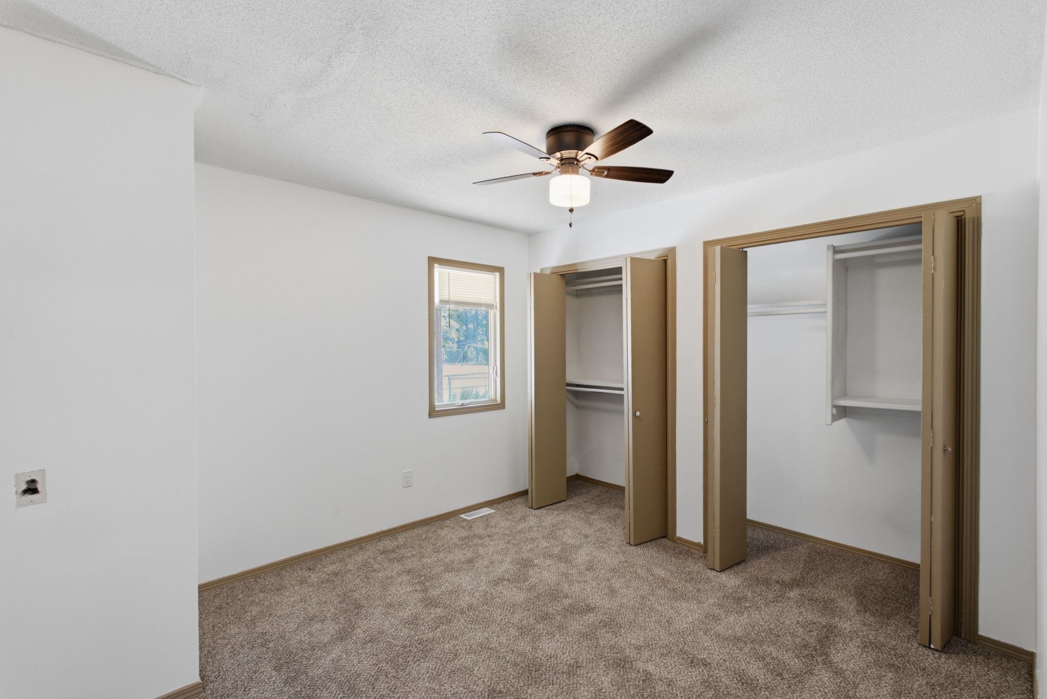2010 S Glenn Property Photo 15