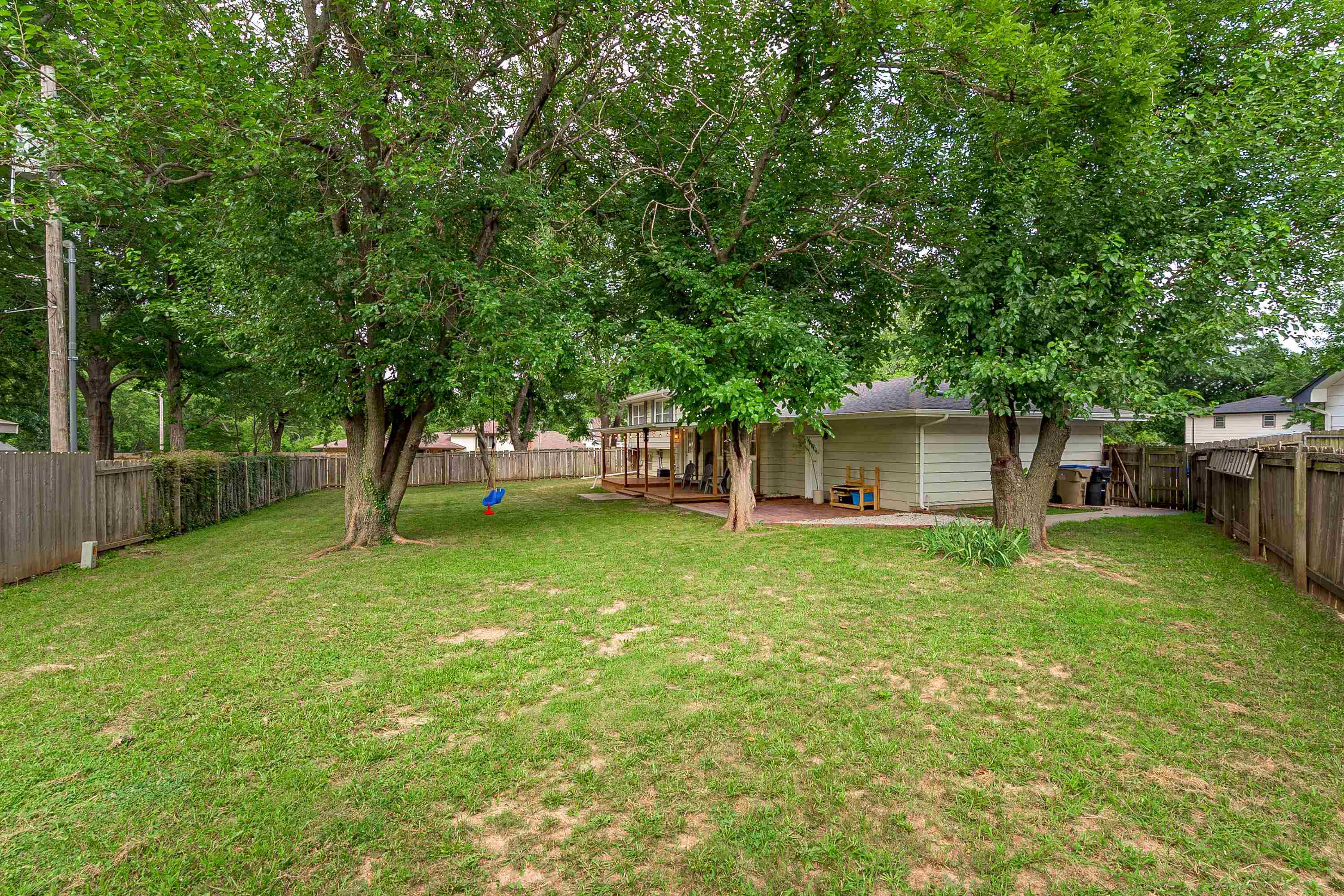 621 N Willow Dr Property Photo 28