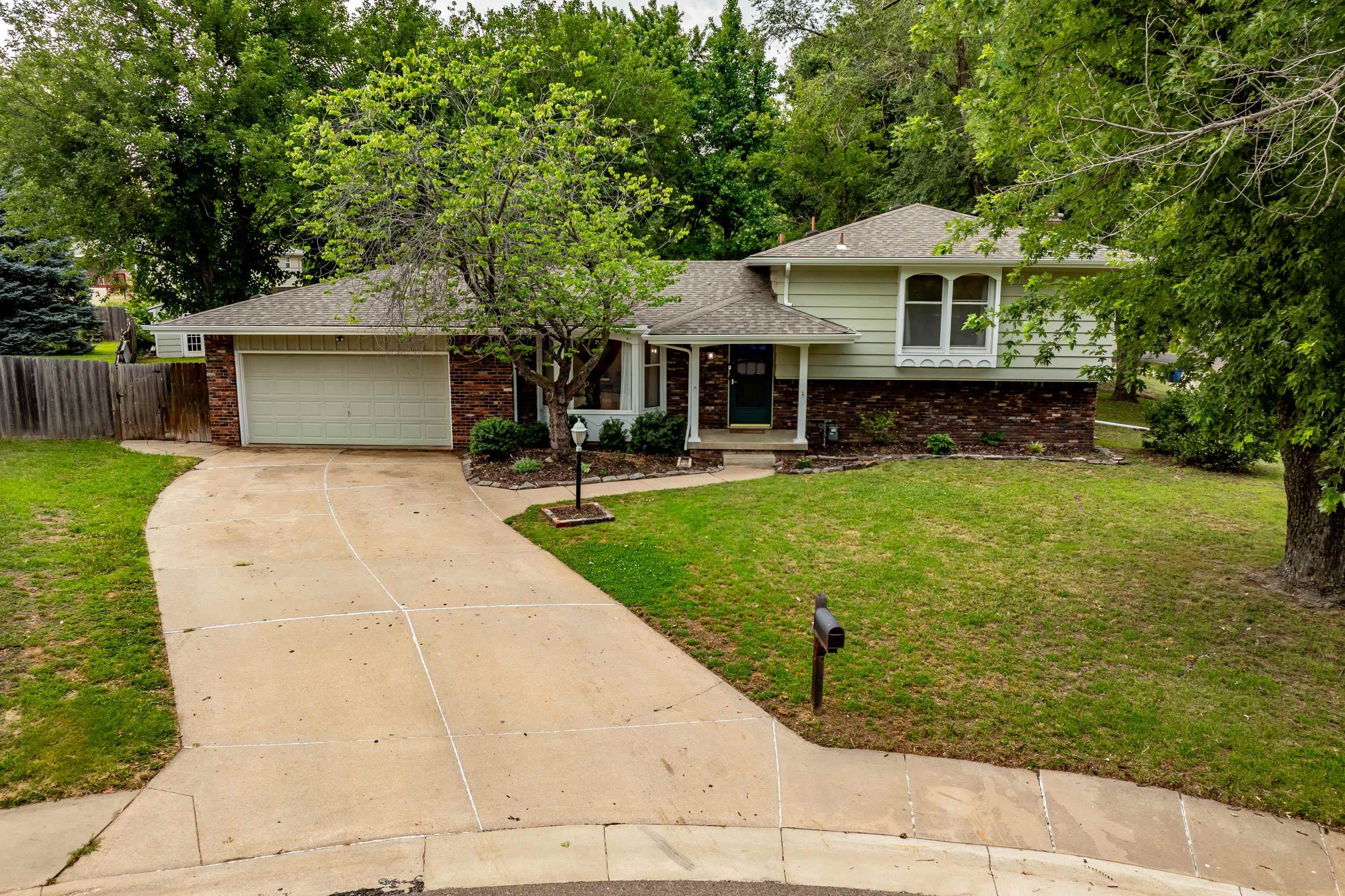 621 N Willow Dr Property Photo 30