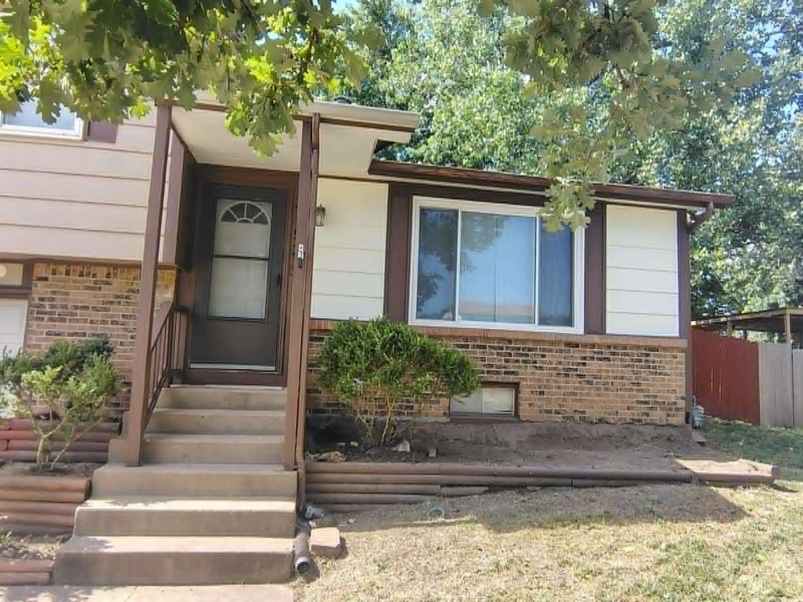 3153 N Cranberry St Property Photo 2