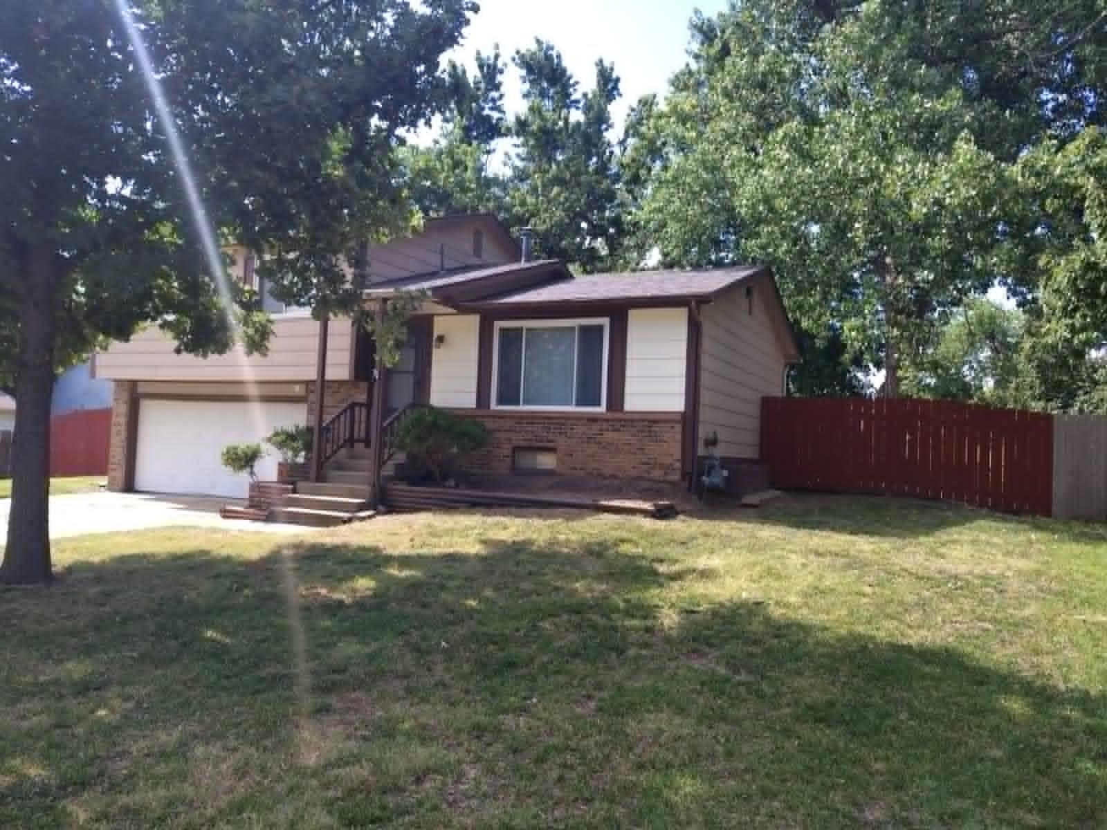 3153 N Cranberry St Property Photo 3
