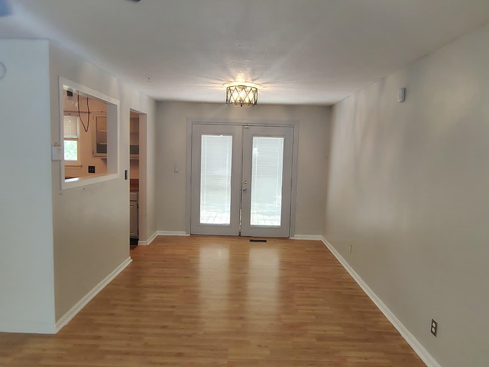 3153 N Cranberry St Property Photo 5