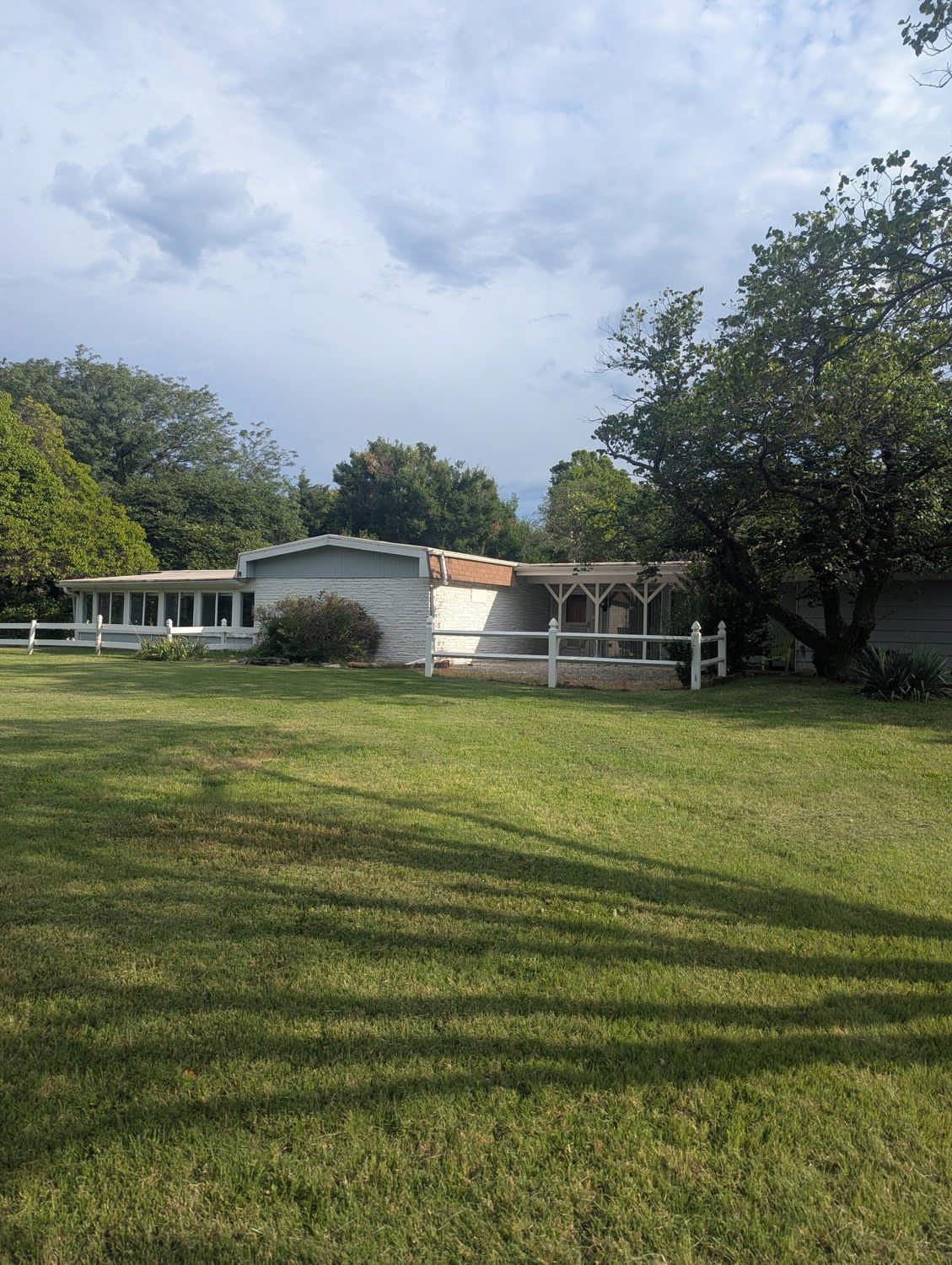 11600 E Wilshire Property Photo 5