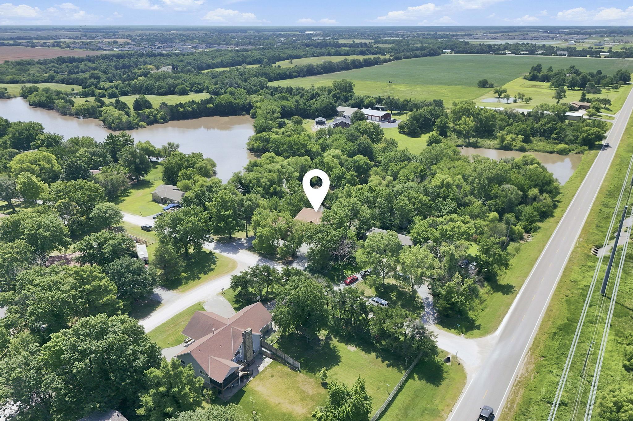 3 W Timothy Dr Property Photo 2