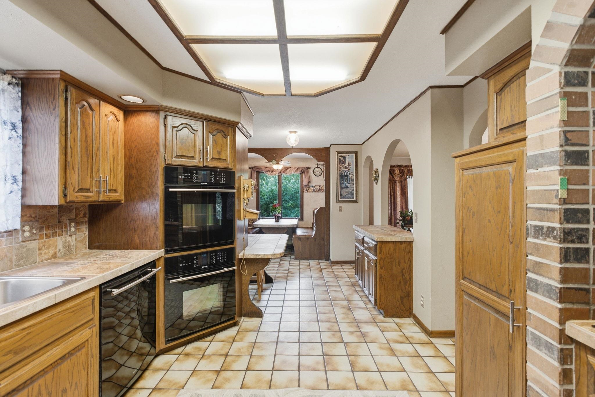 3 W Timothy Dr Property Photo 10