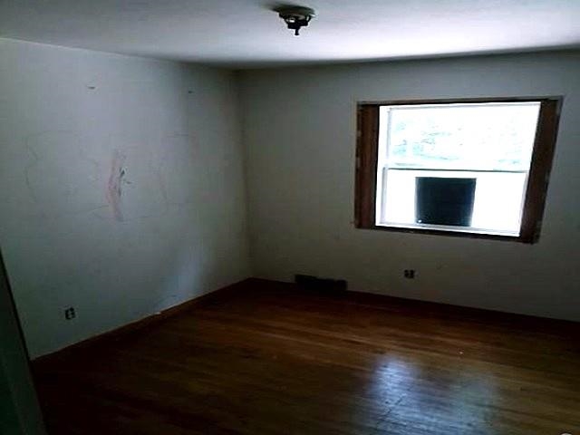 1108 E Tulsa St Property Photo 6