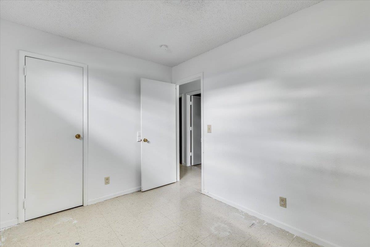 7037 W Frazier Property Photo 4