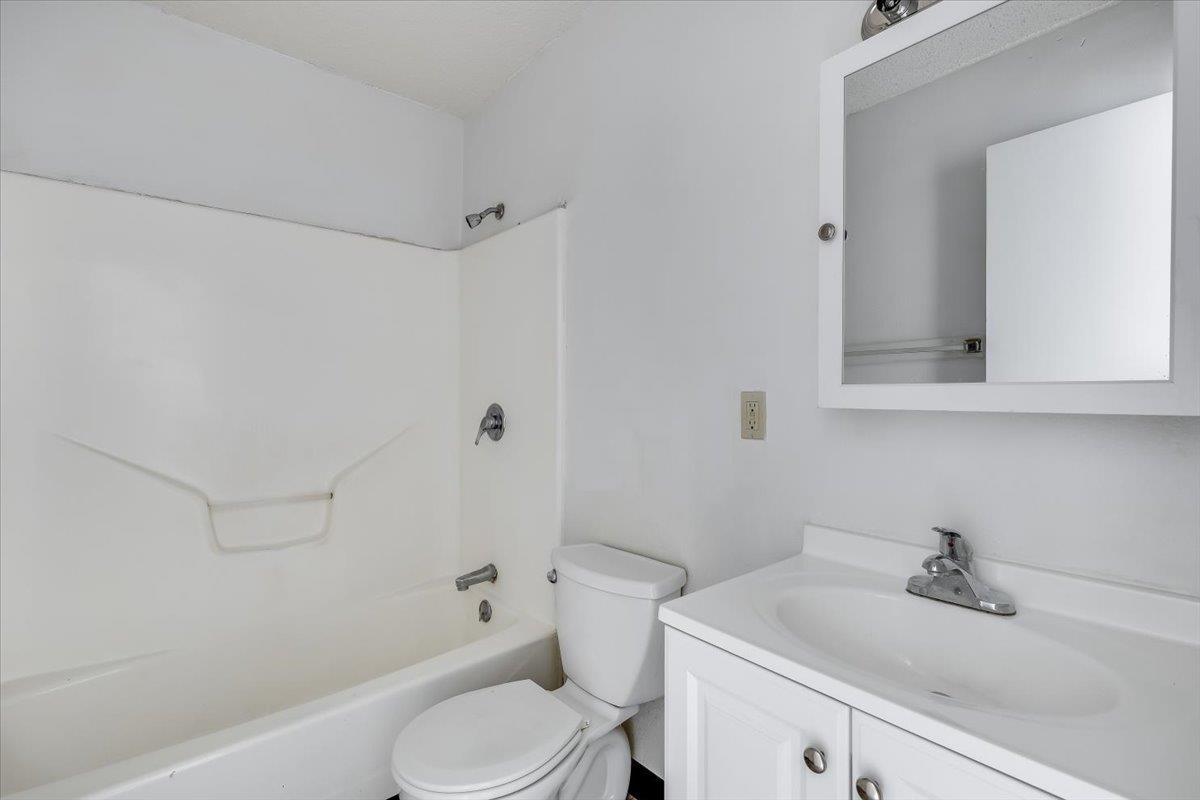7037 W Frazier Property Photo 9