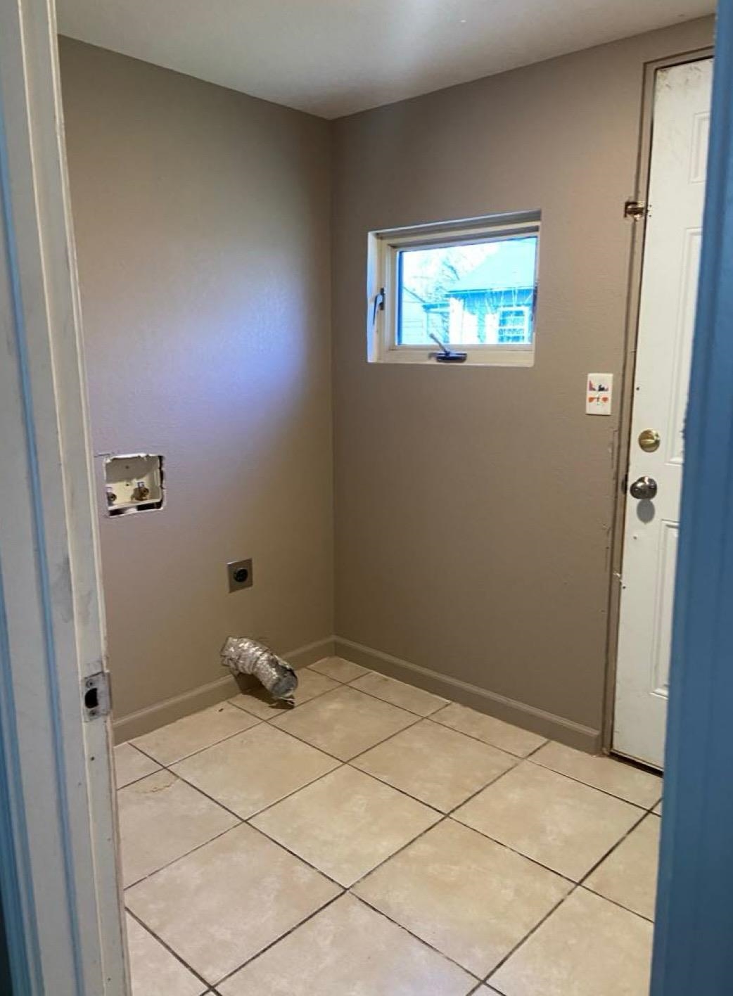 3933 E Ross Pky Property Photo 6