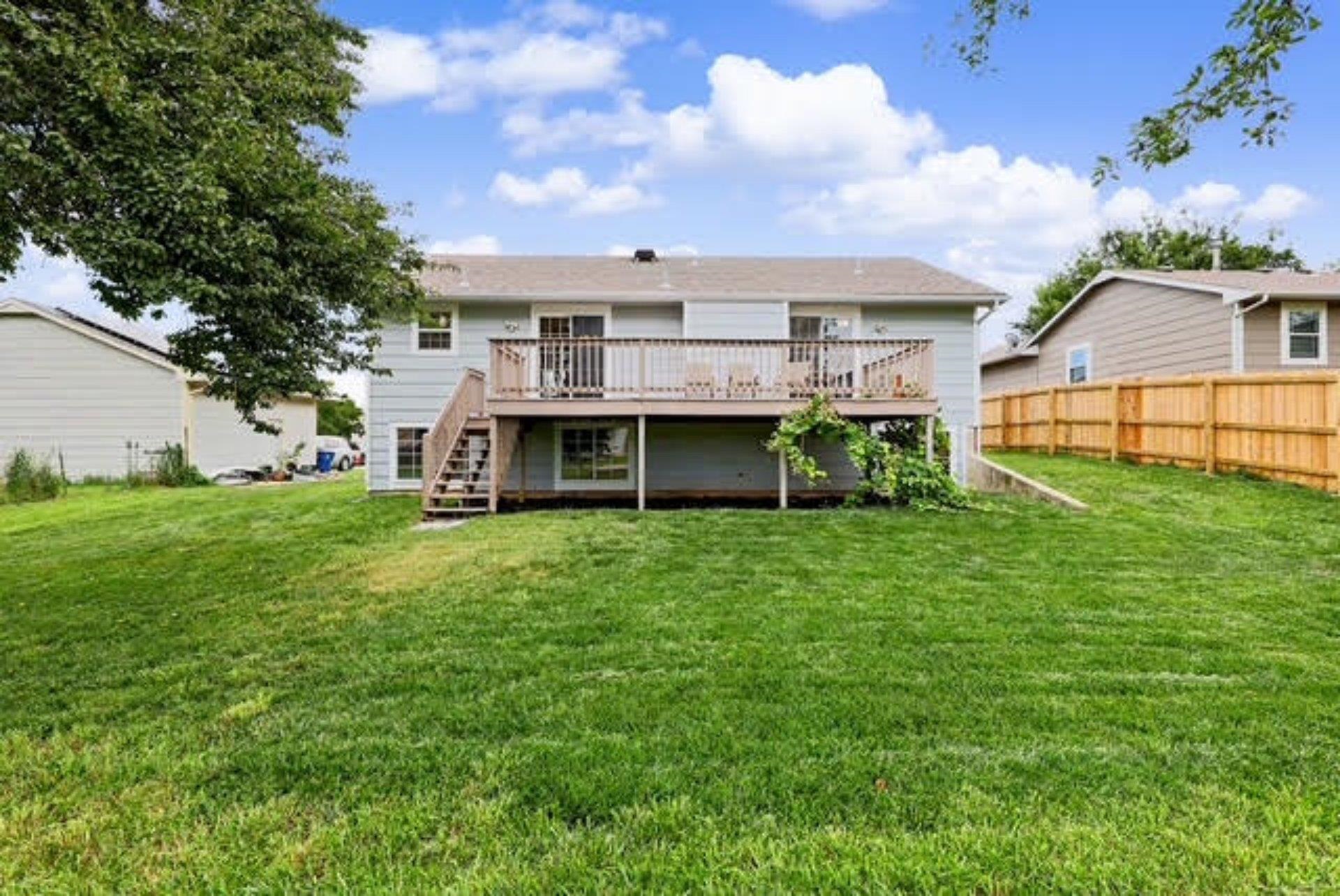 1913 S Honeytree St. Property Photo 7