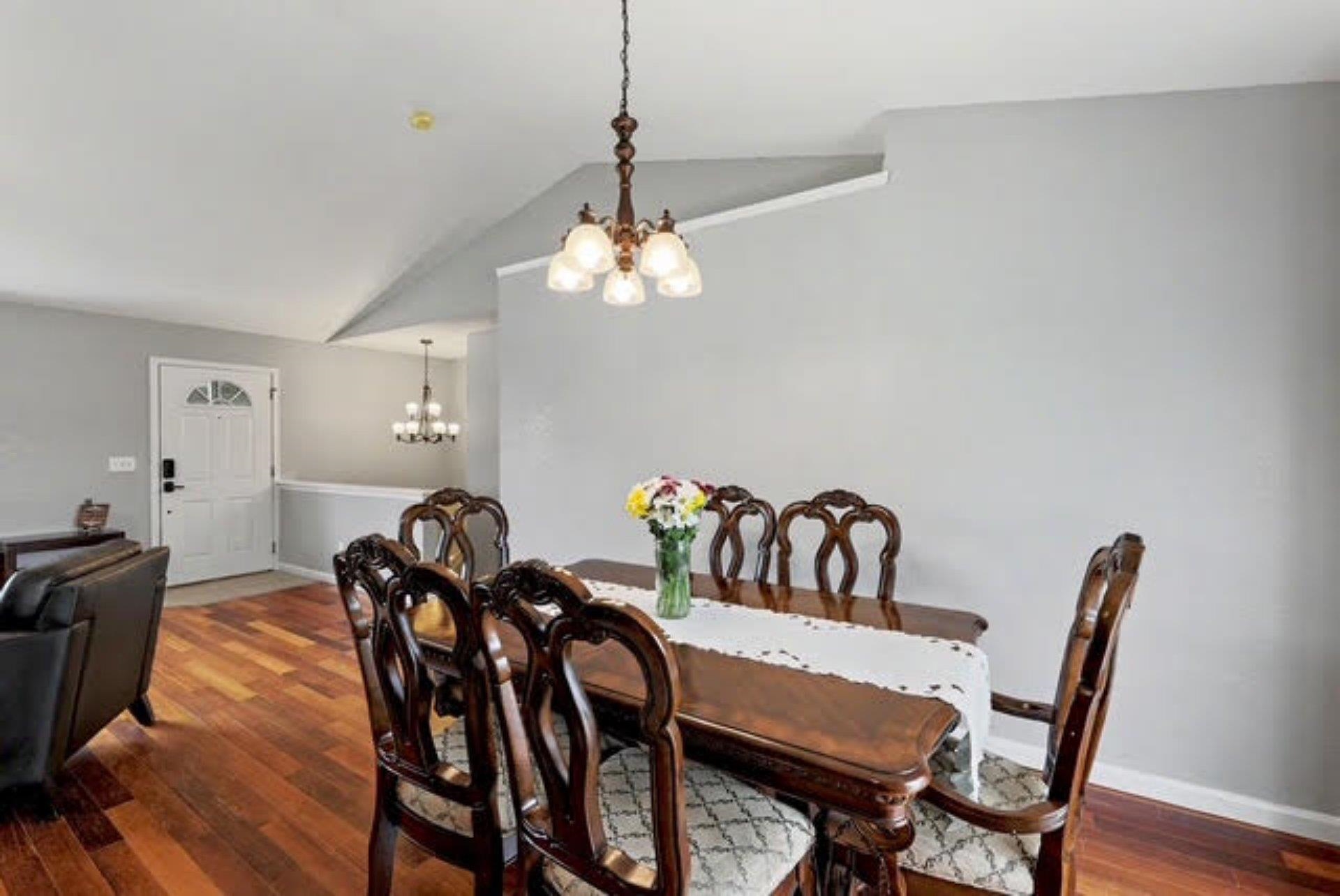 1913 S Honeytree St. Property Photo 31