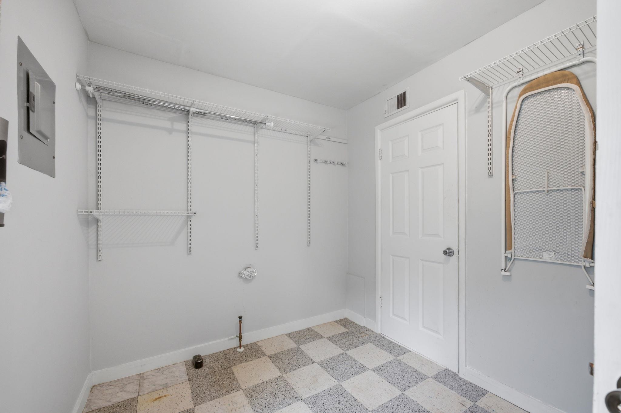 1039 N Kokomo Property Photo 20