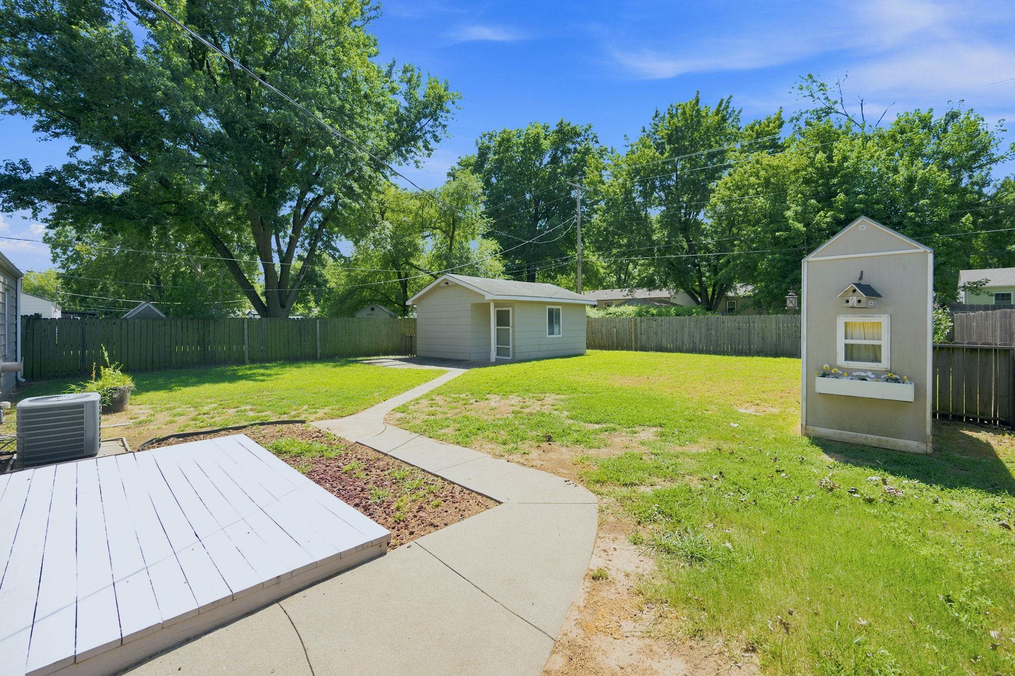 1039 N Kokomo Property Photo 25