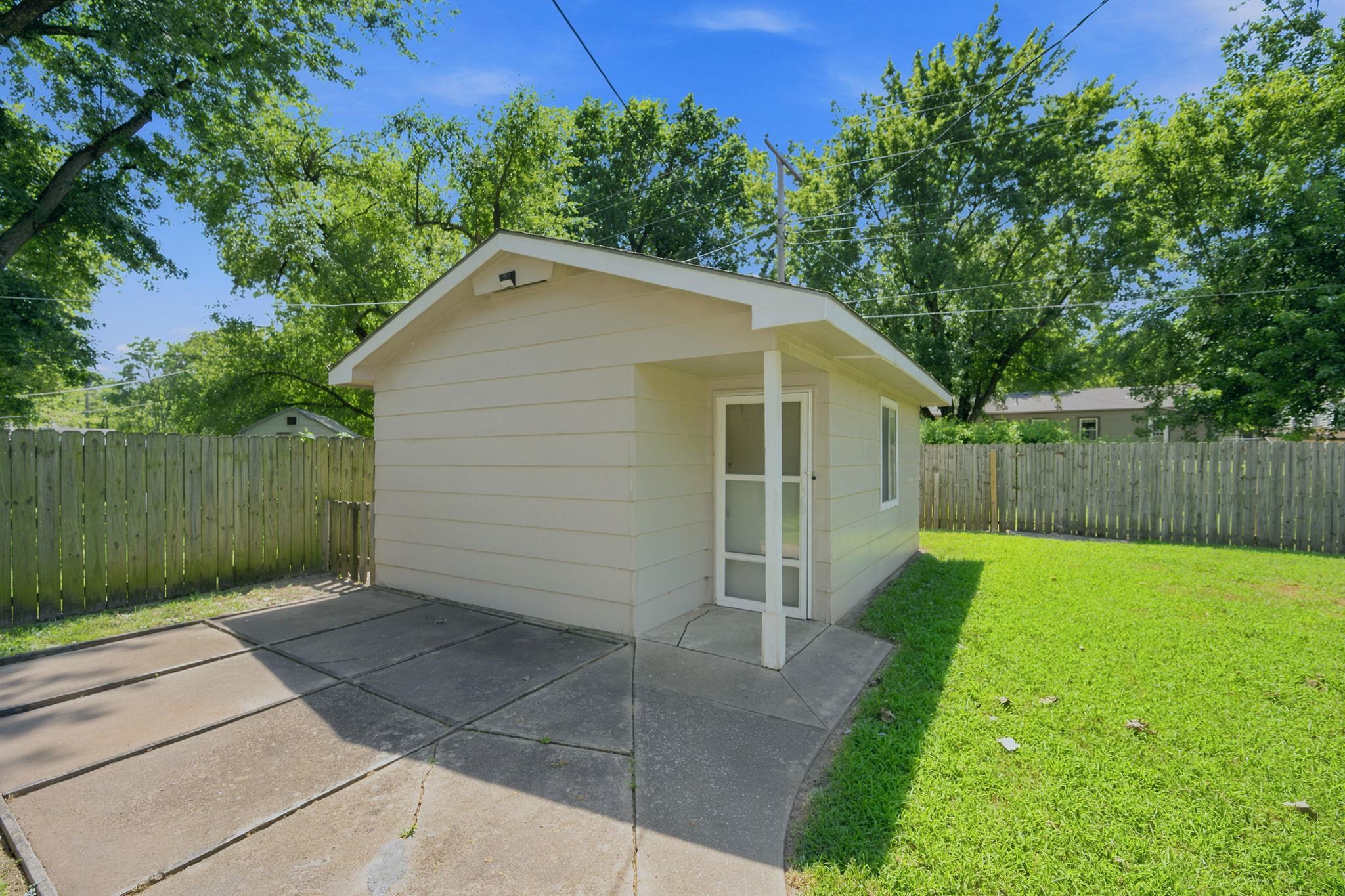 1039 N Kokomo Property Photo 27