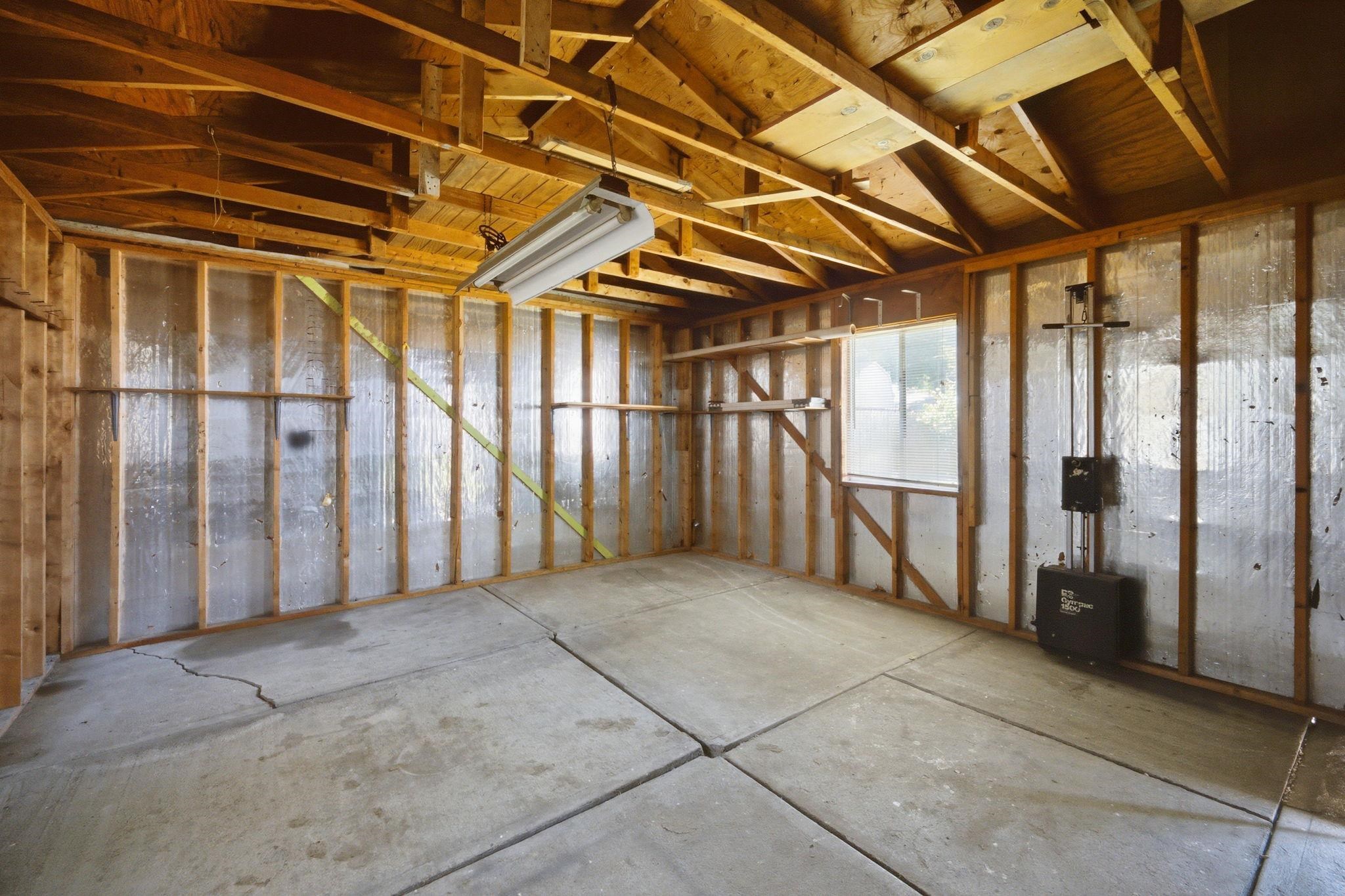 1039 N Kokomo Property Photo 28