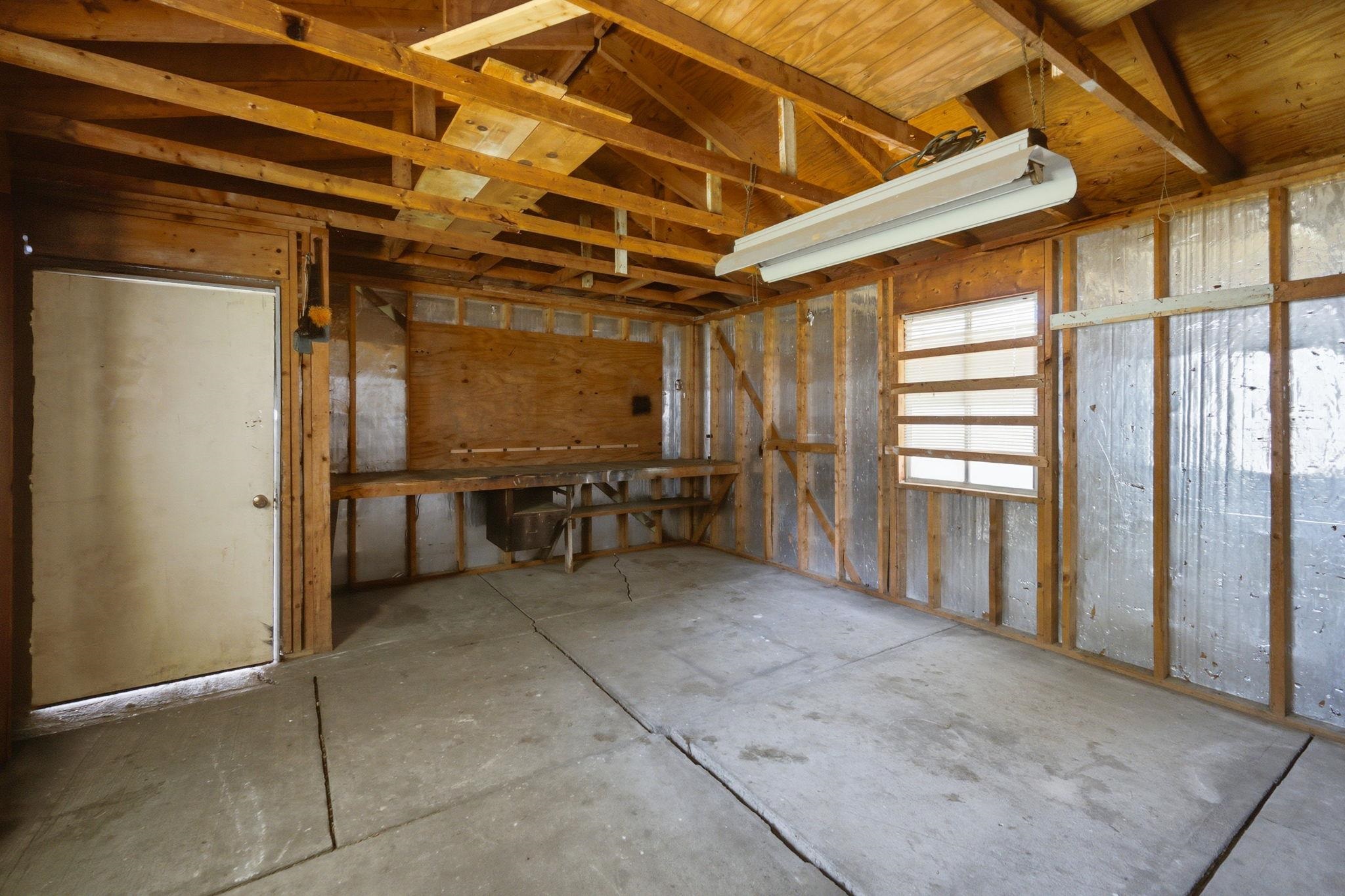1039 N Kokomo Property Photo 29