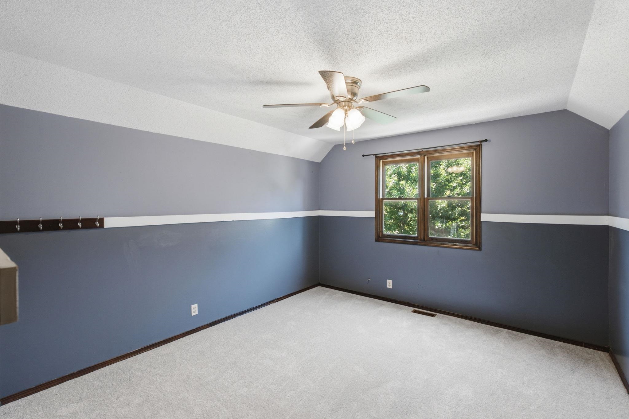 224 E Forest Park Ct Property Photo 26