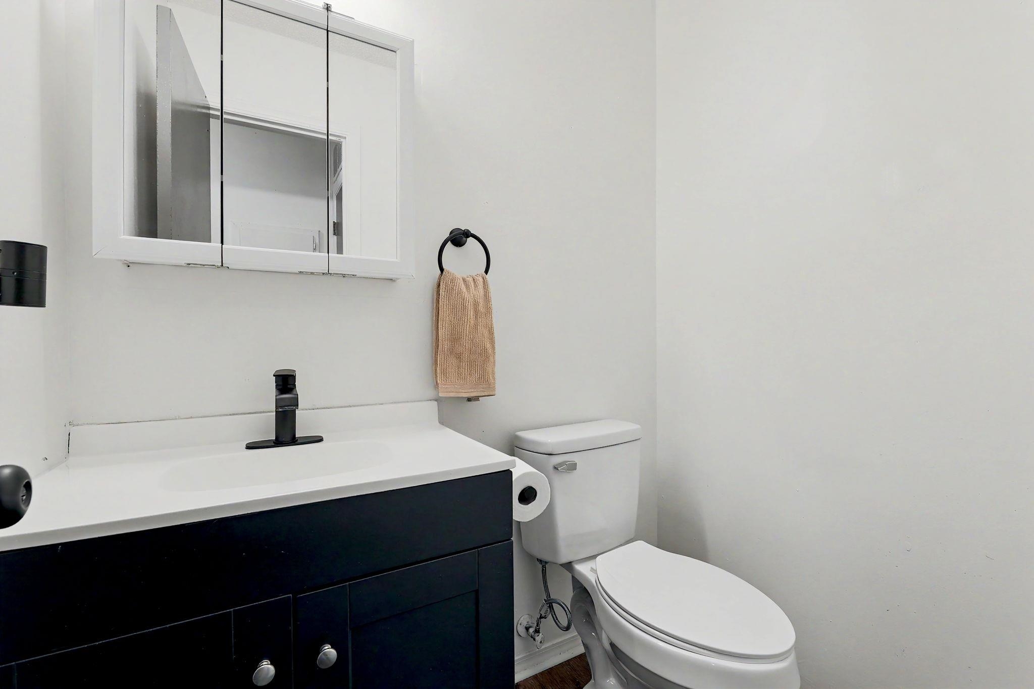 5566 S Gold St, Unit 200 Property Photo 16