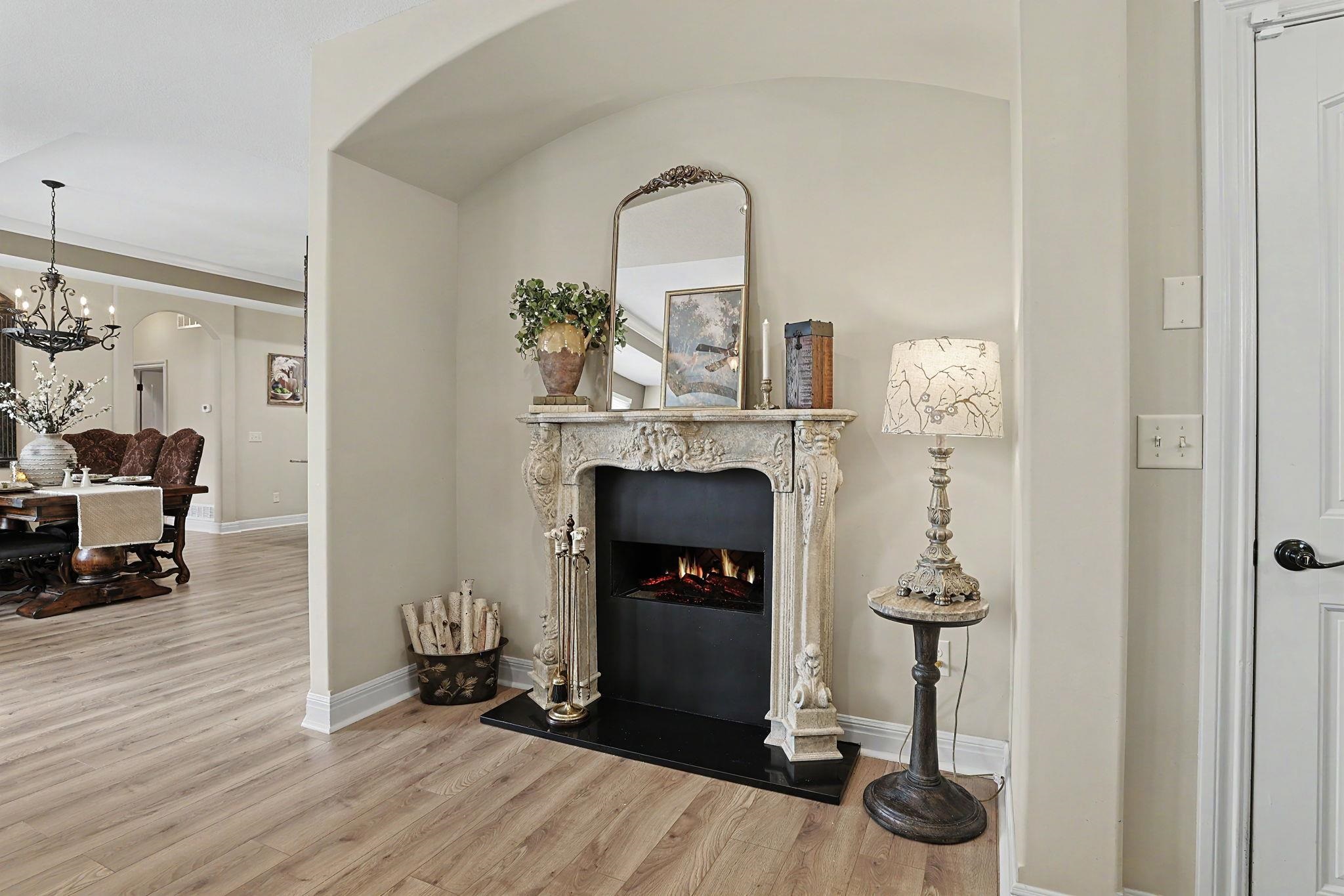 4875 N Indian Oak Street Property Photo 7
