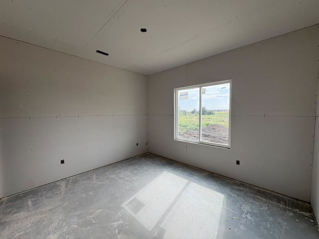 5911 Plumthicket St Property Photo 12