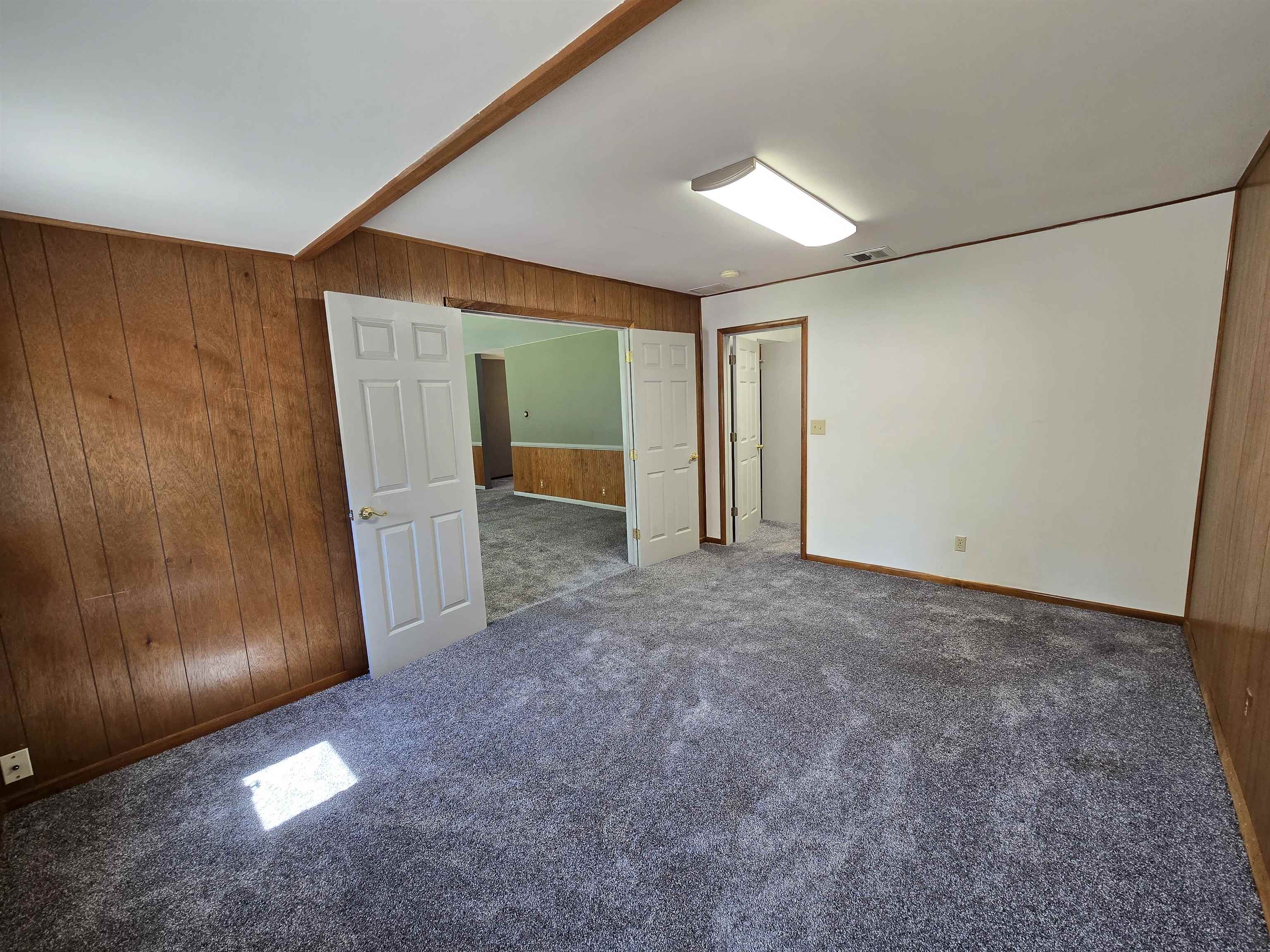 1420 Lawndale Ave Property Photo 9