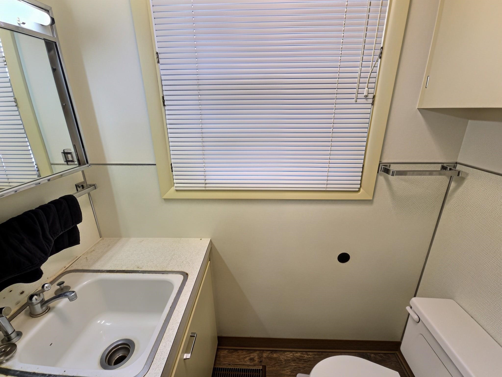 1420 Lawndale Ave Property Photo 10