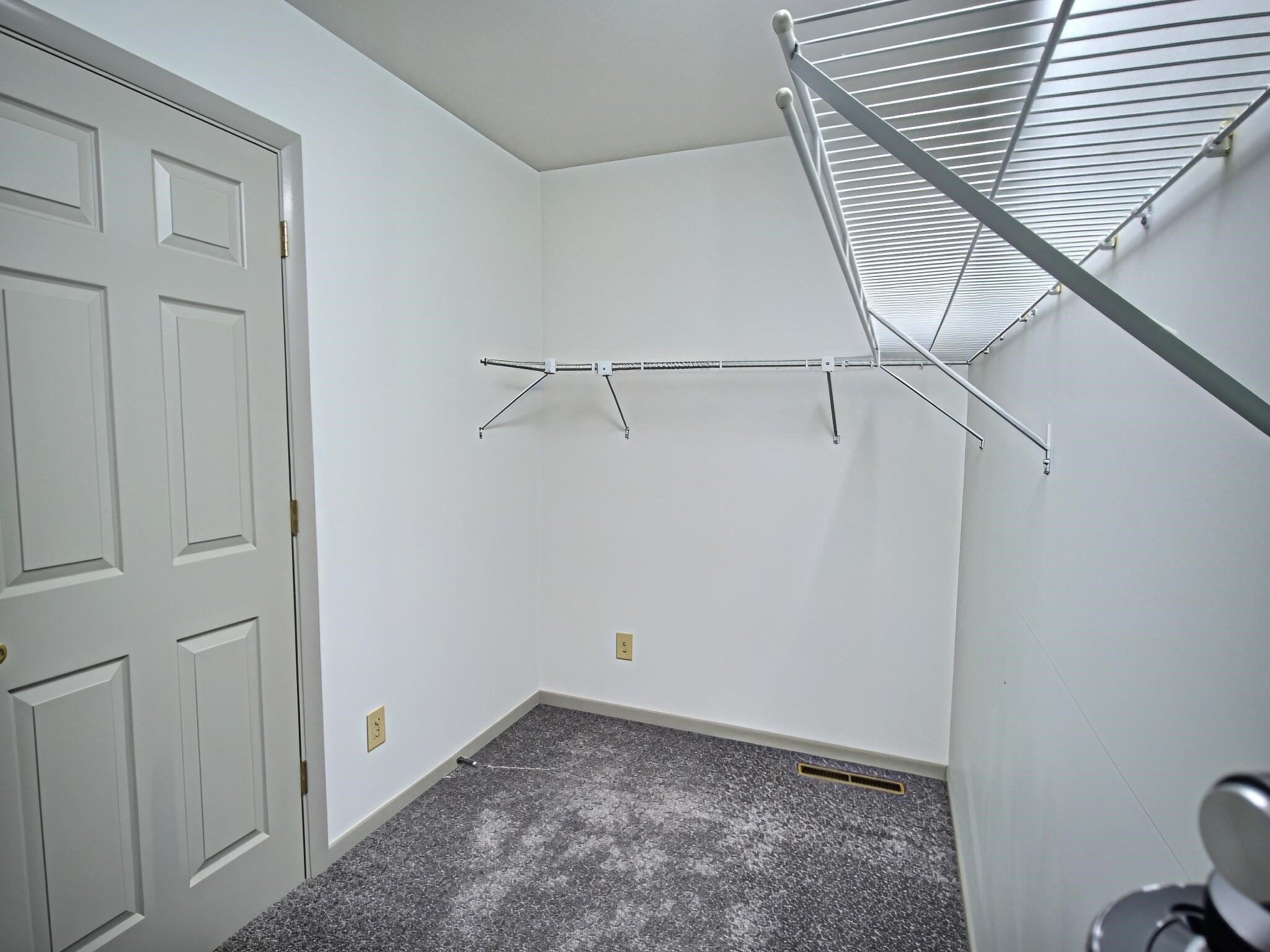 1420 Lawndale Ave Property Photo 11