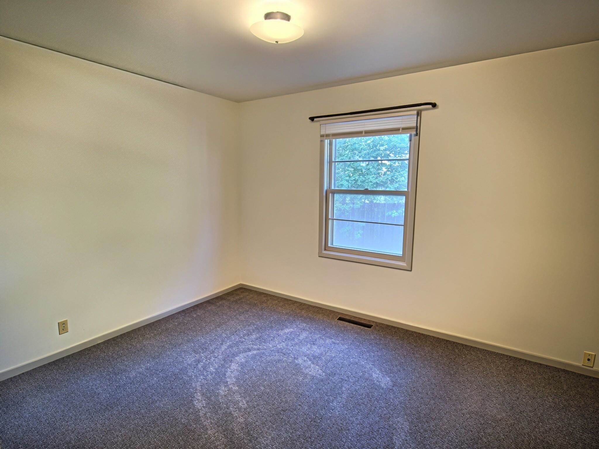 1420 Lawndale Ave Property Photo 17
